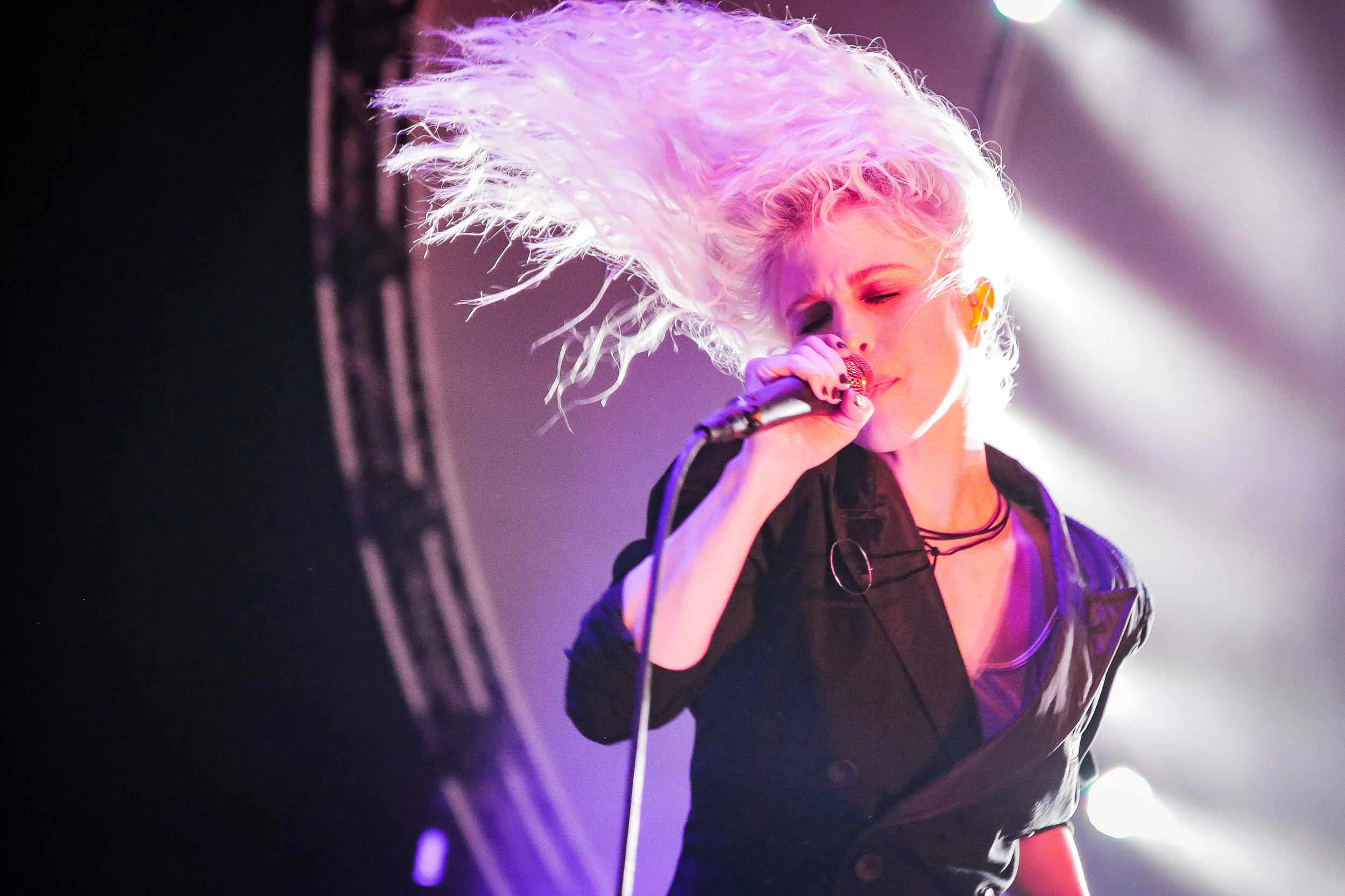 paramore_qudos bank 18_josh groom (19).jpg
