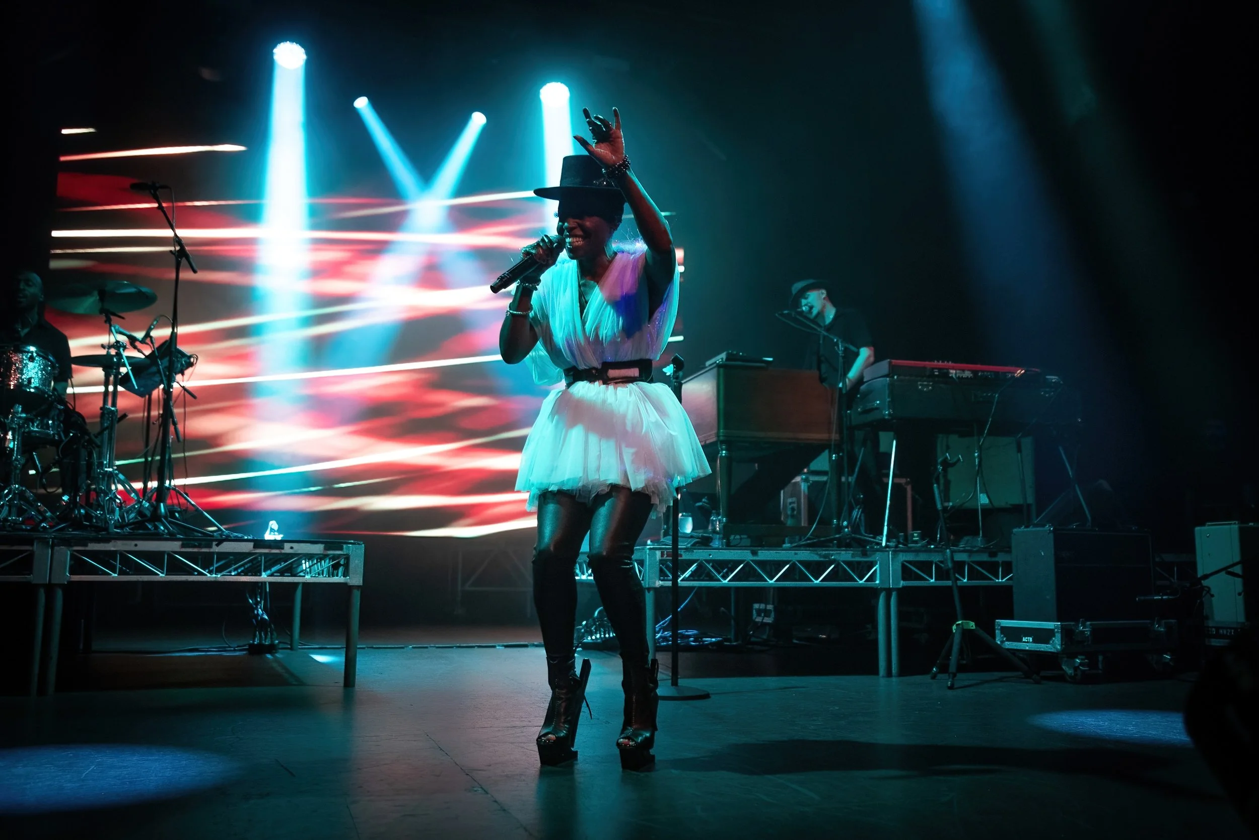 morcheeba_enmore 2026_josh groom 016.jpg