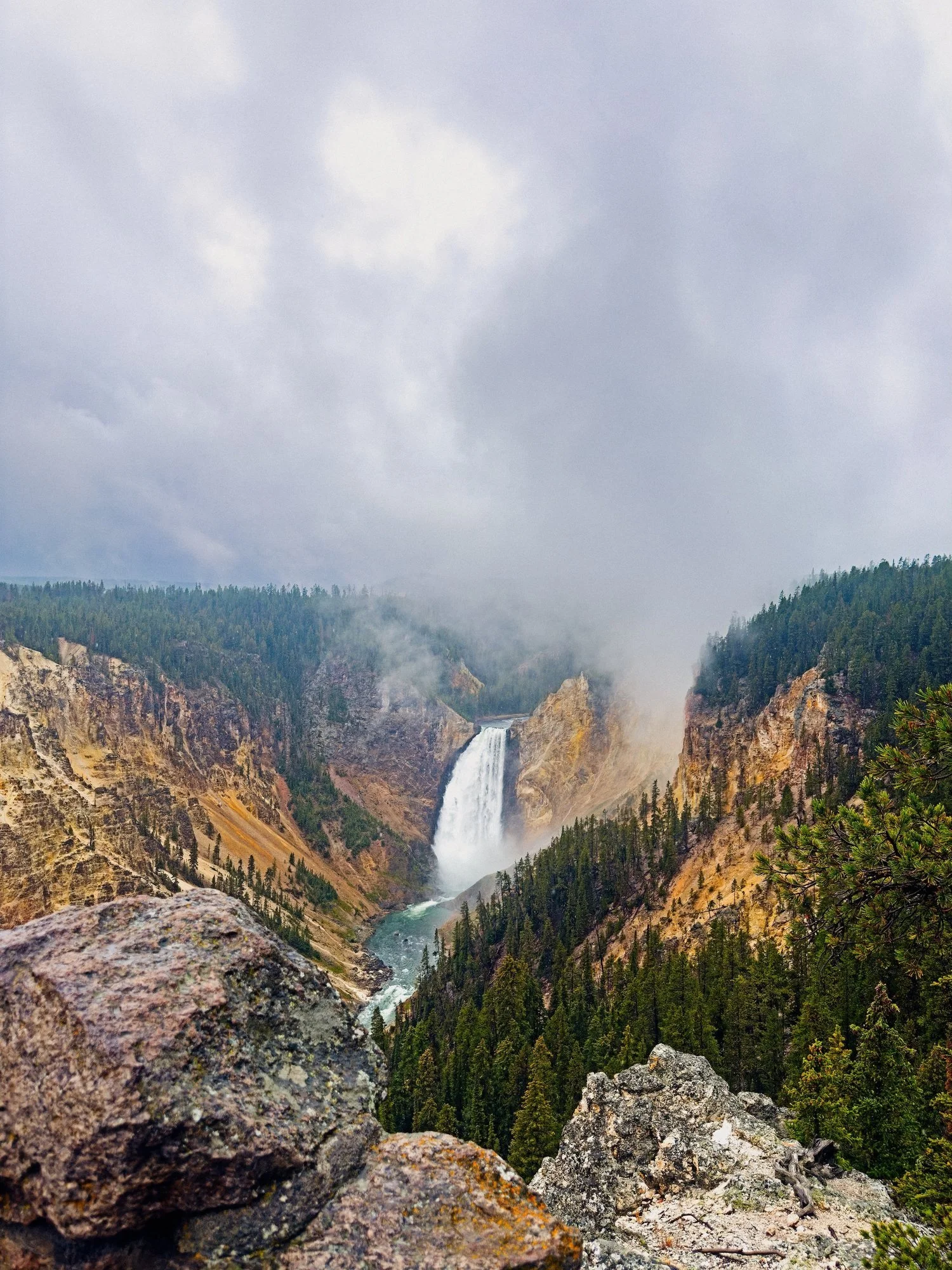  Yellowstone National Park, Wyoming 