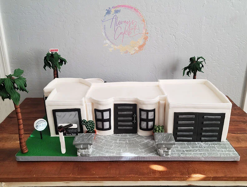3D/Sculpted Queen Creek Bakery Phoenix Bakery Fountain Hills Bakery — Always with Cake