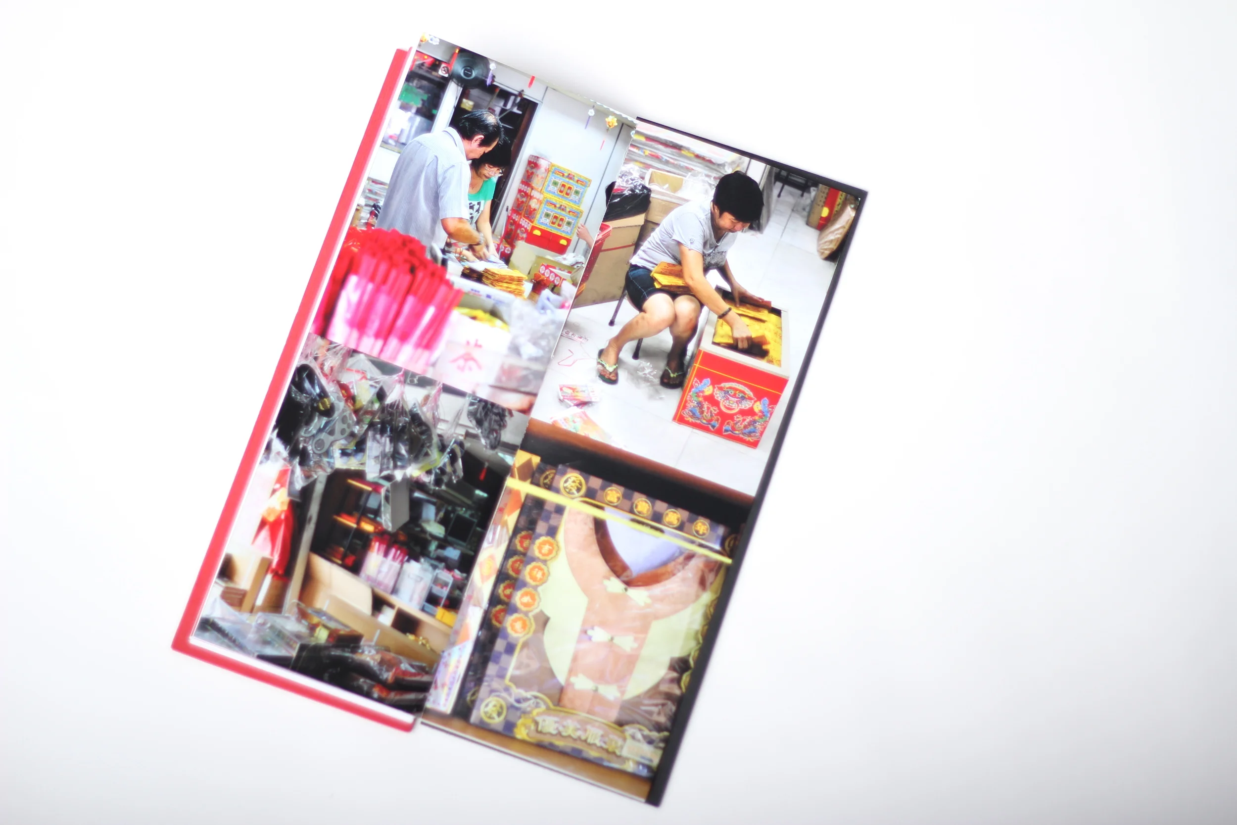 Interviews with towkays (it means boss in chinese dialect) of 2 different funeral parlour; 4 spreads of photography documentation; and many more