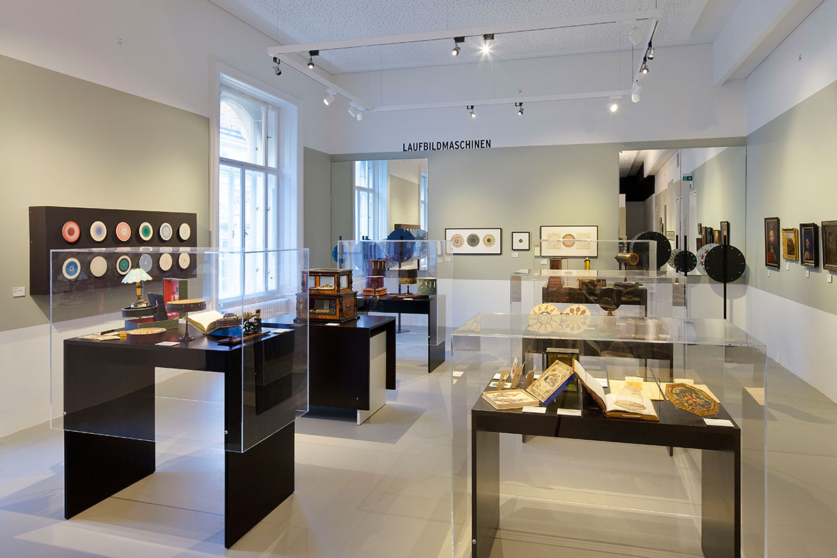 151005-27 exhibit.jpg