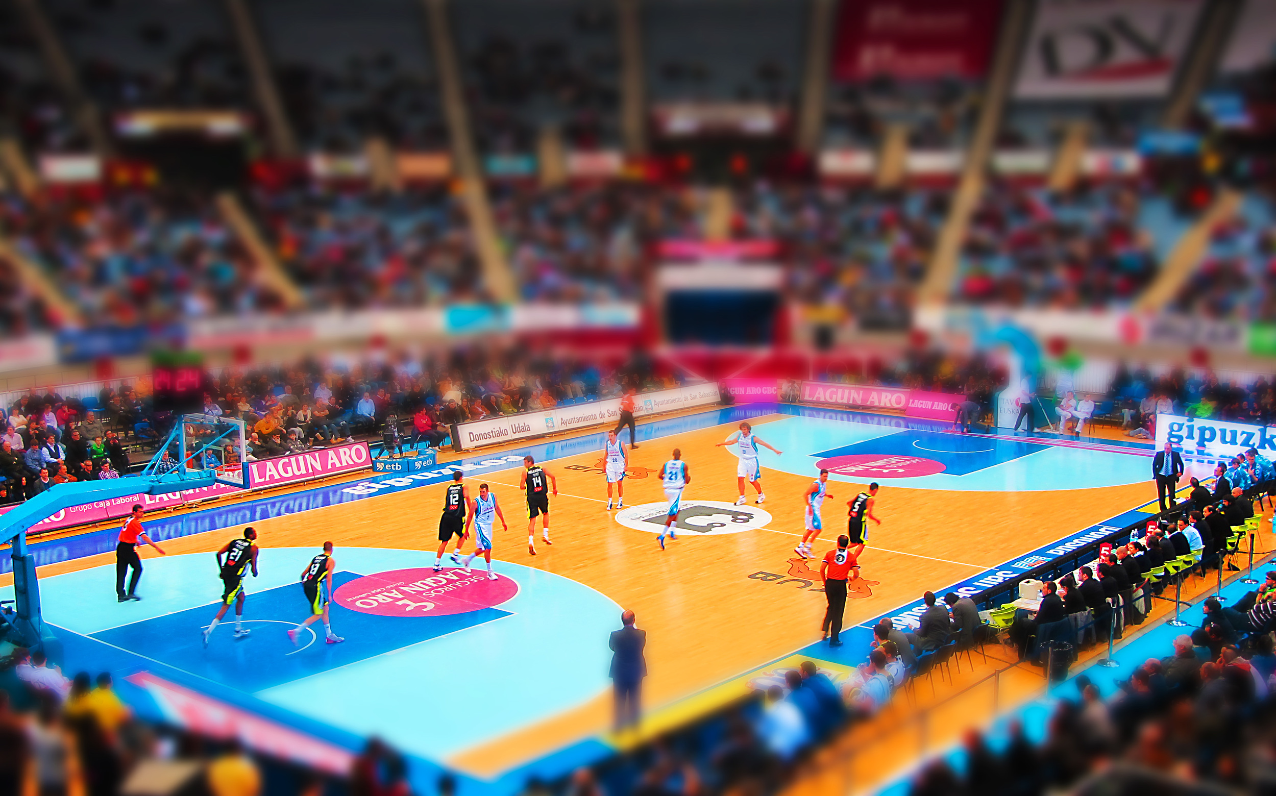 Tilt-shift