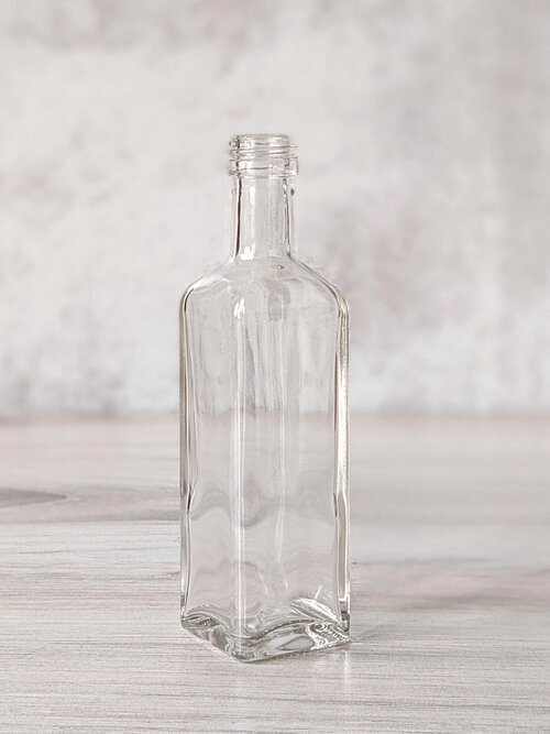 Glass Bottle Gallone with Leaf 250ml