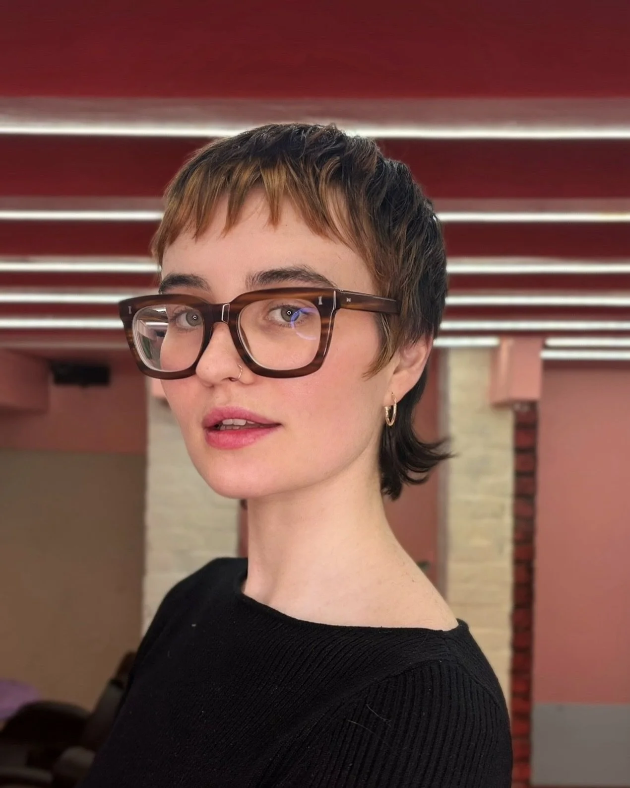 Razor cut pixie by Bronia