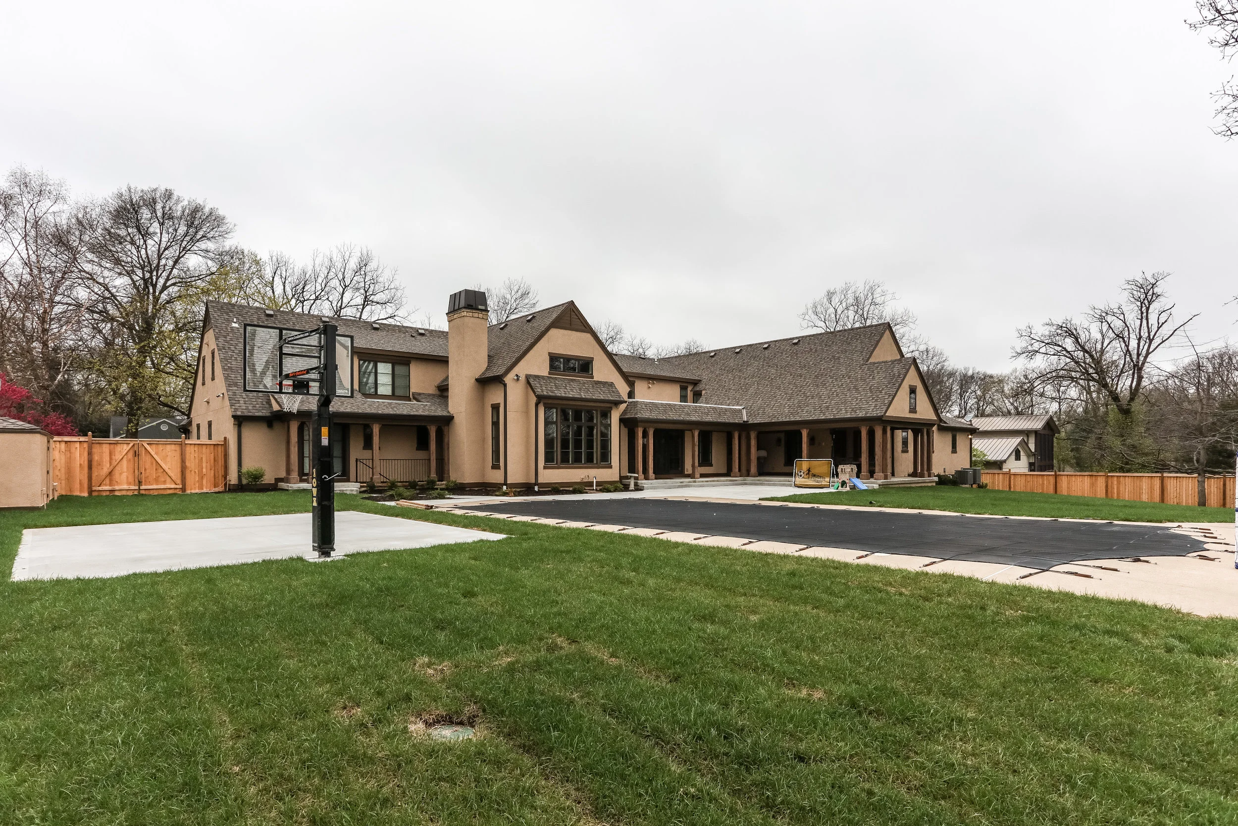 Windsor Drive — KOENIG Building + Restoration