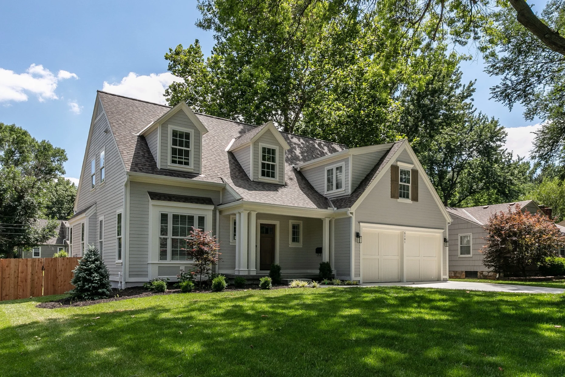 5101W70thSt+%2841+of+43%29.jpg