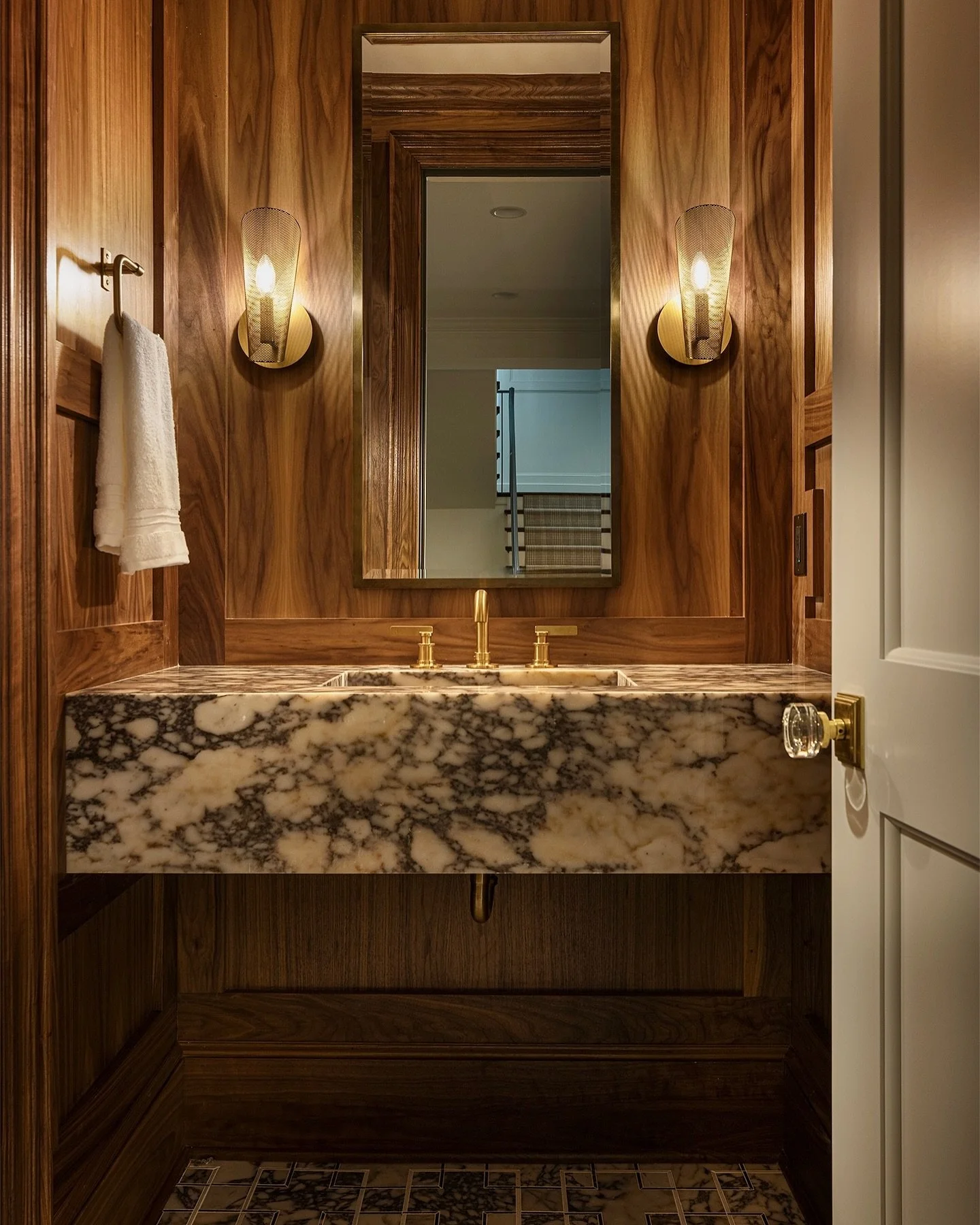 Would you believe me if I told you this sink came all the way from Turkey via @etsy ?

@koenigbuilding 
📷: @craigkeenephotography