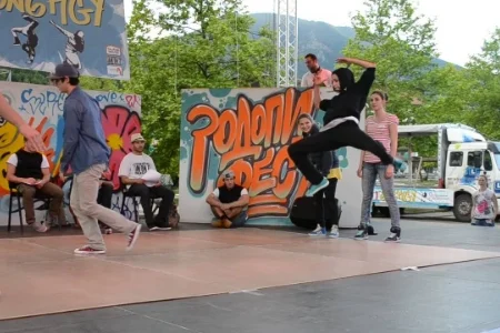 Yani Best B-Girl at Street Energy 15.06.2013.jpeg