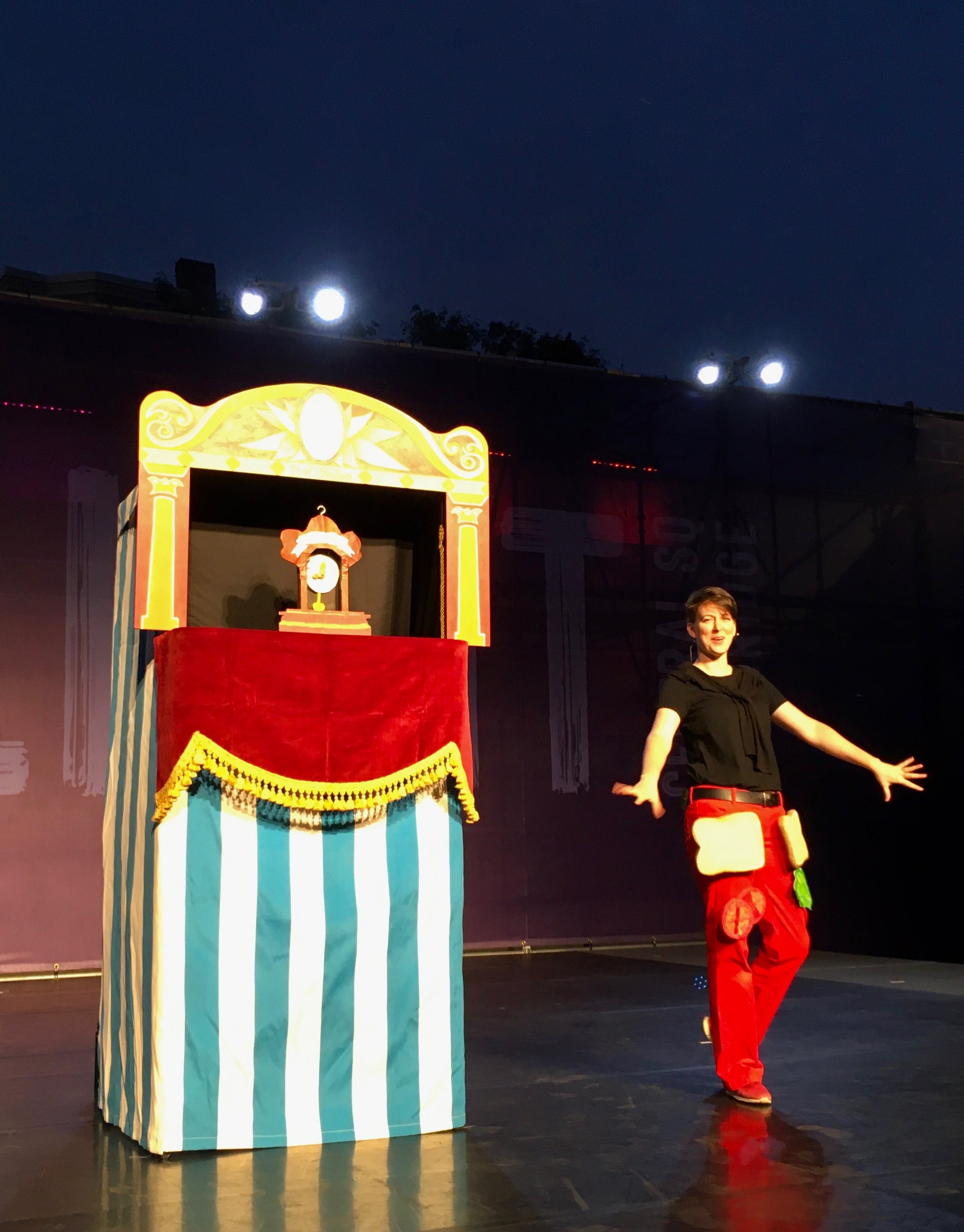 Judy at the Starlight in Cambridge - Sarah Nolen.jpg