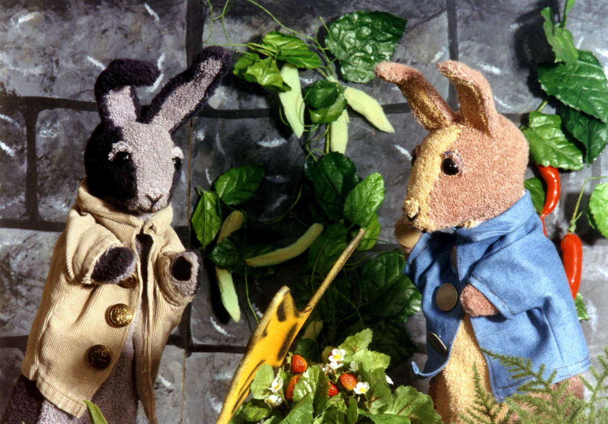 Peter Rabbit Tales by Tuckers' Tales Puppet Theatre — Puppet Showplace ...