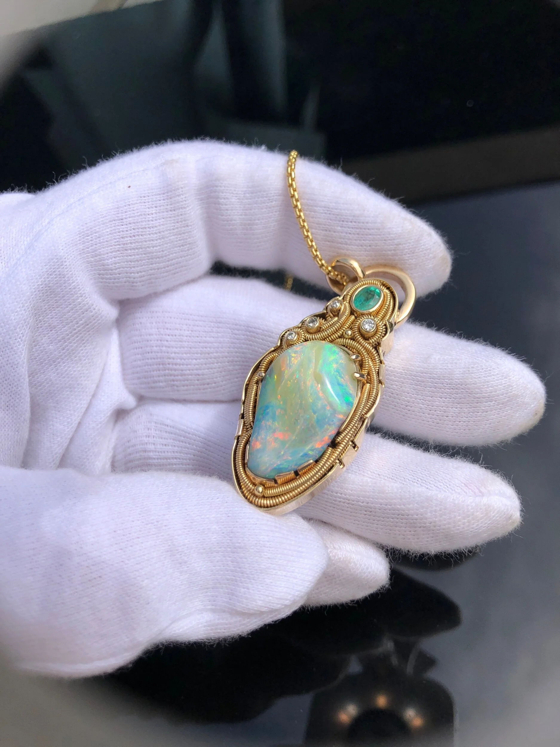 3F67CB98-1F09-4DD3-88A8-CDB20FCF6D1F