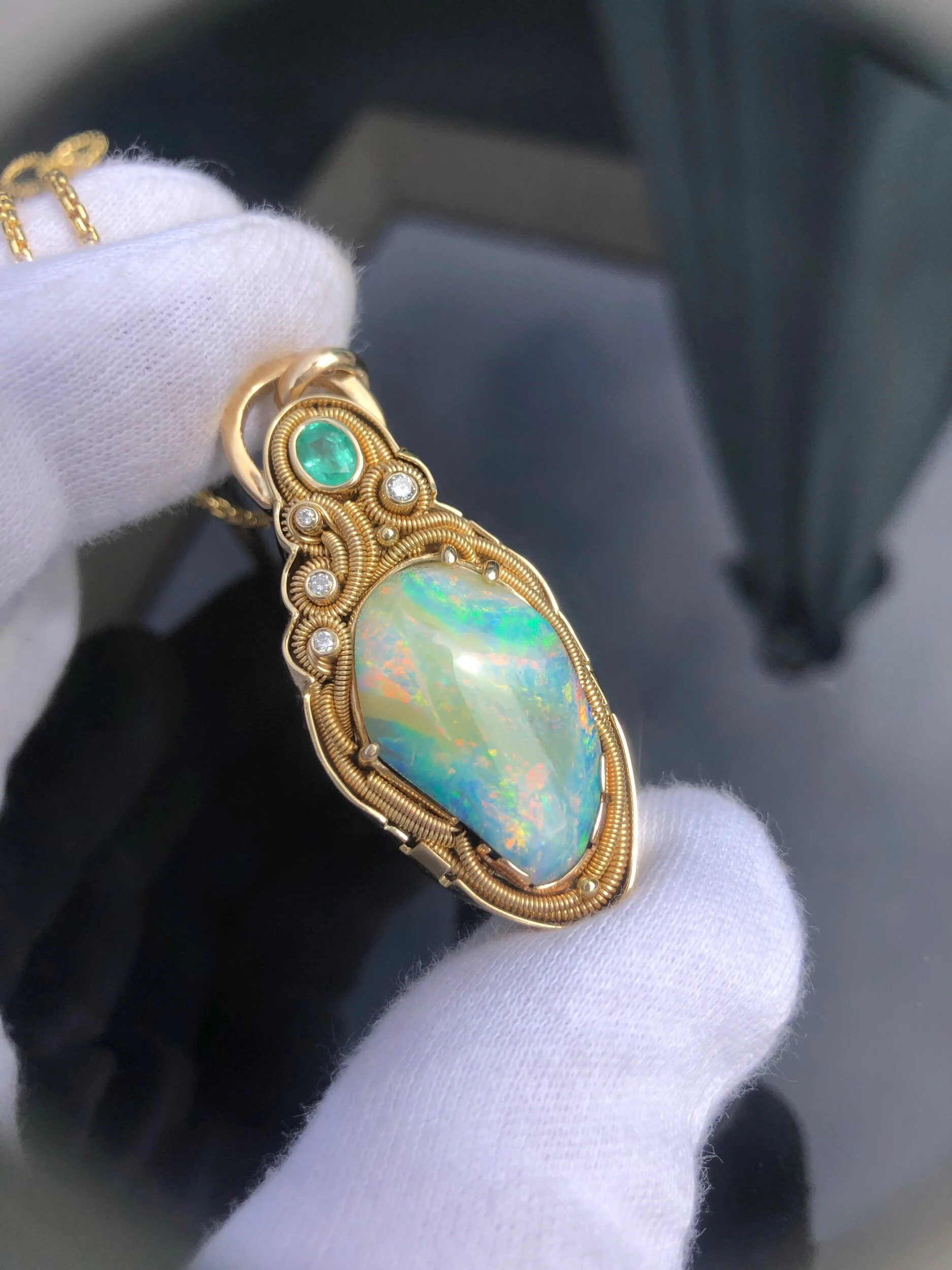 E2E26D8D-1596-46C2-8291-8128C56364A6