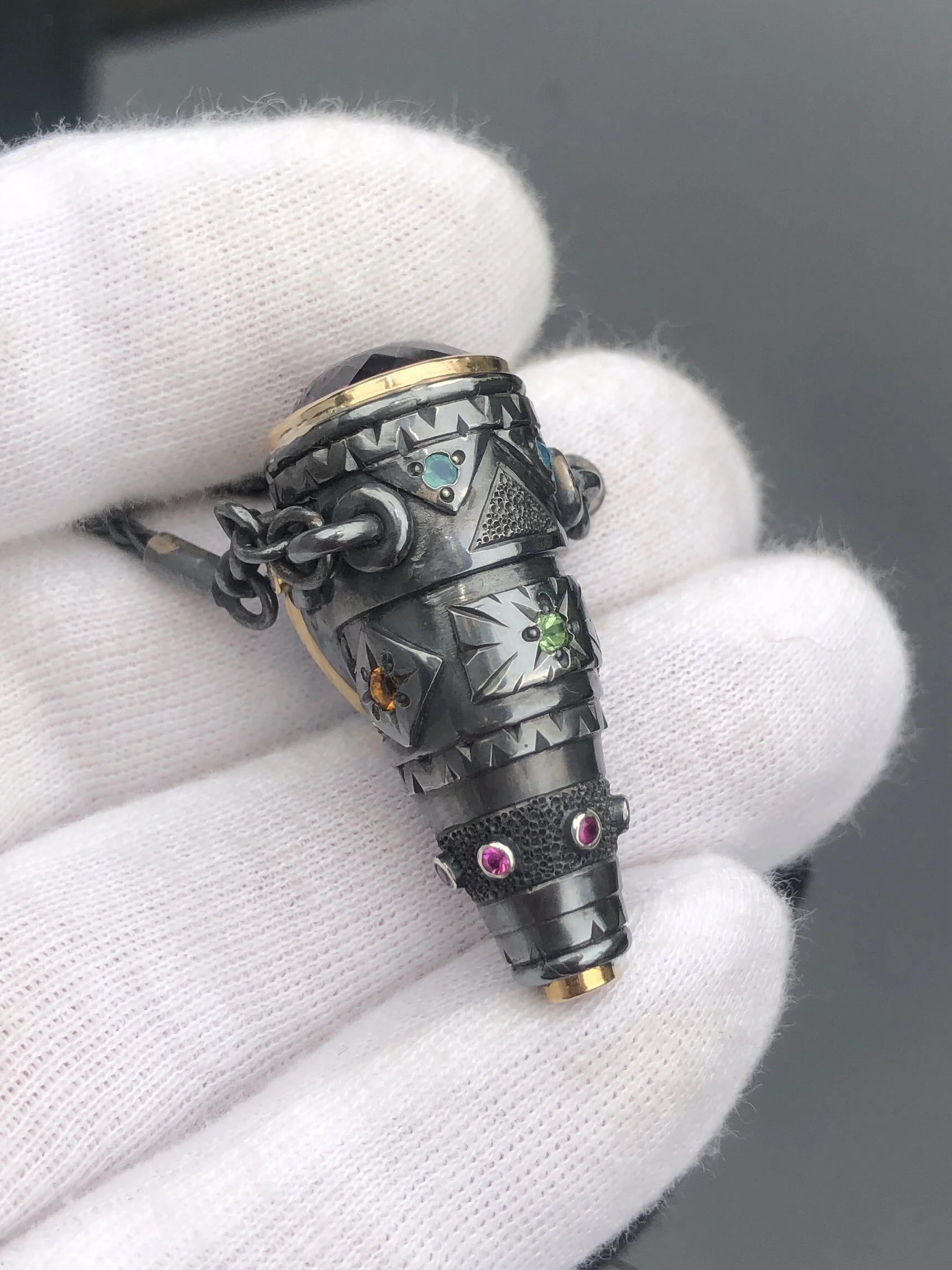 25215313-76FB-4D13-8F0B-86098B2338E0