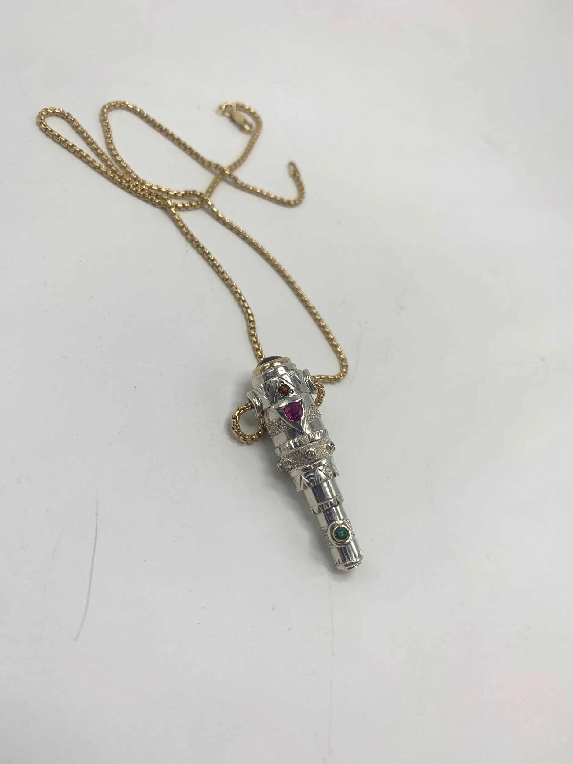 CB682FF3-469F-40D3-AC28-E9BB95594512