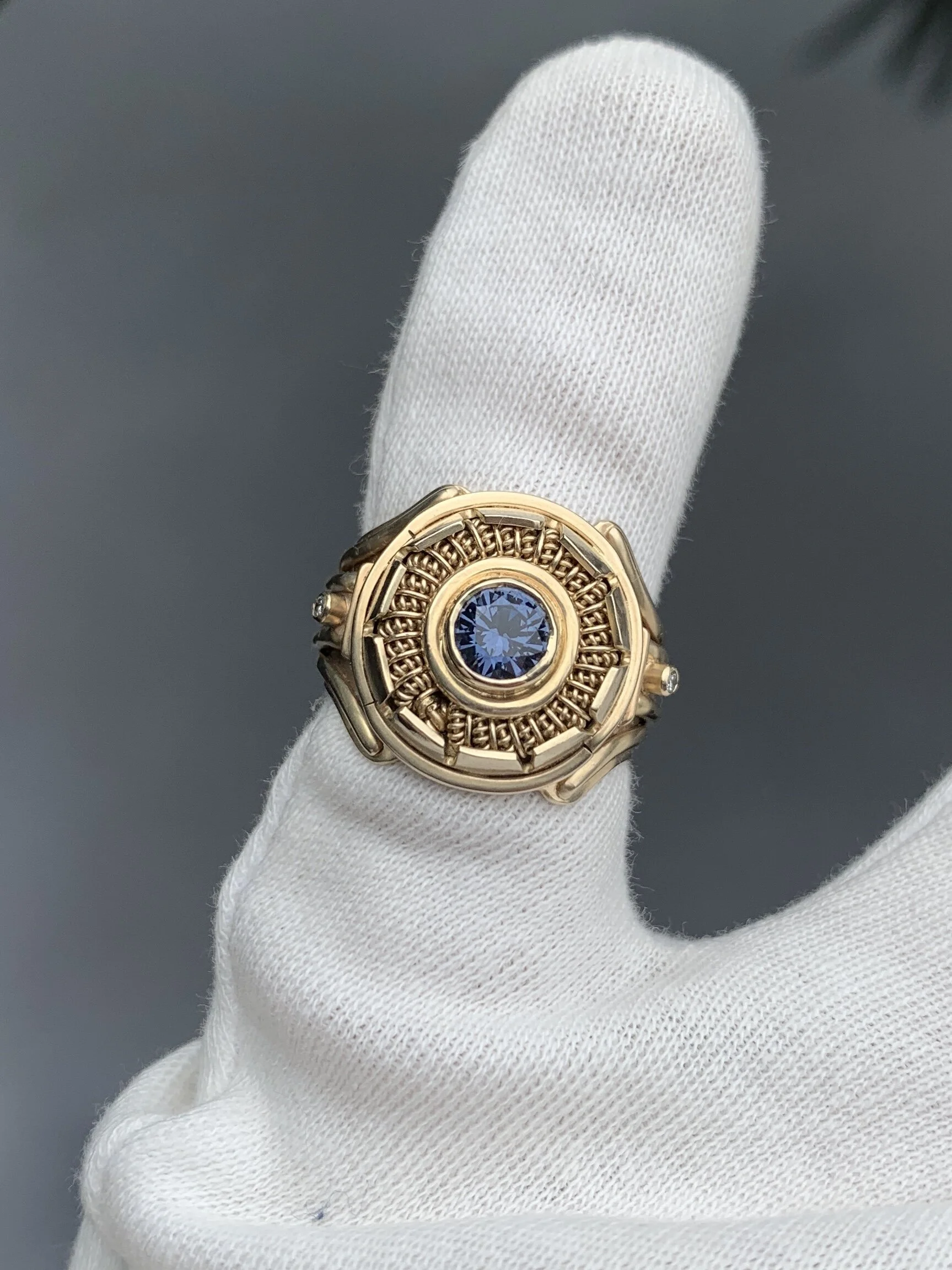 765AD6DD-CF5F-4D89-8938-6DD190B8B840