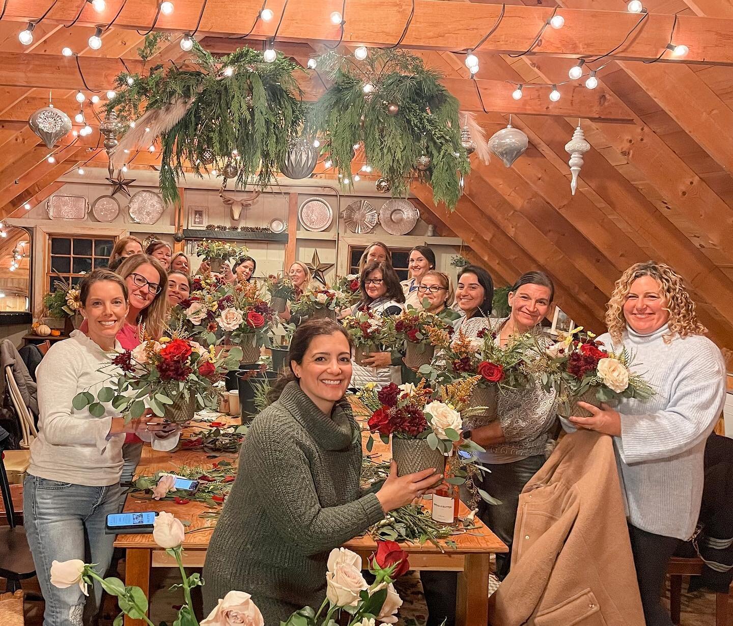 Such a fun group of ladies for our Thanksgiving Centerpiece workshop in the beautiful loft at Sport Hill Farm!  Can&rsquo;t wait for our wreath workshop on Wednesday!  Link is in my bio if you&rsquo;d like to join us!