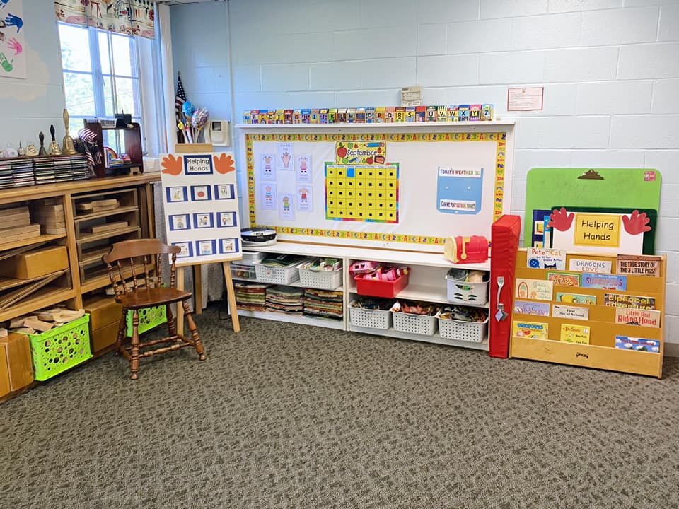  One of our 3s classrooms: The Block Room!  Here students participate in circle time, listen to stories, and engage in small group activities or independent play. 