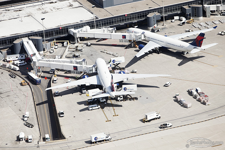 IMG_3915_SS-MSP-Airport-Ramp-Delta-Airplanes.jpg