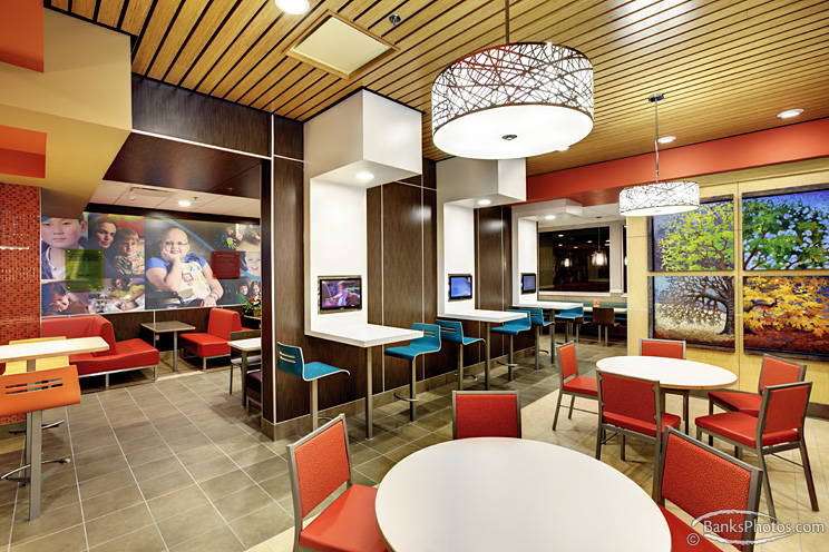 IMG_6485_SS-McDonalds-Interior.jpg