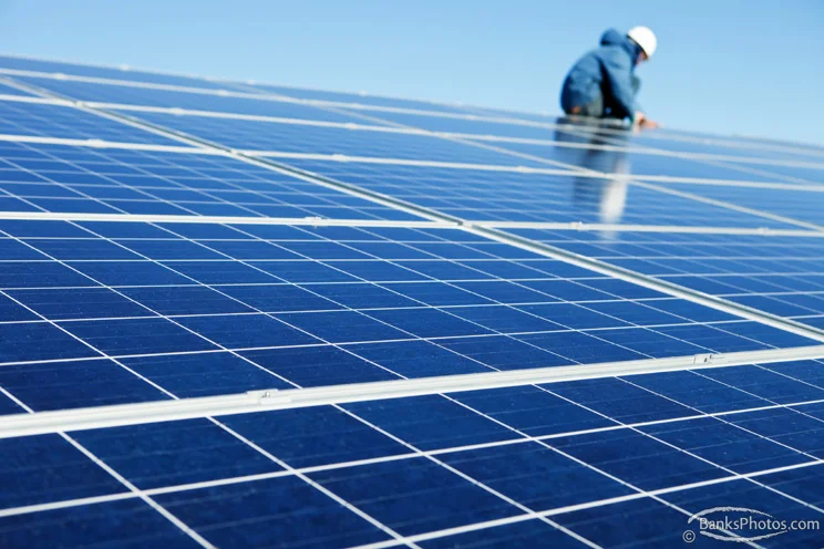 IMG_9901_SS-Worker-Installing-Solar-Panel.jpg