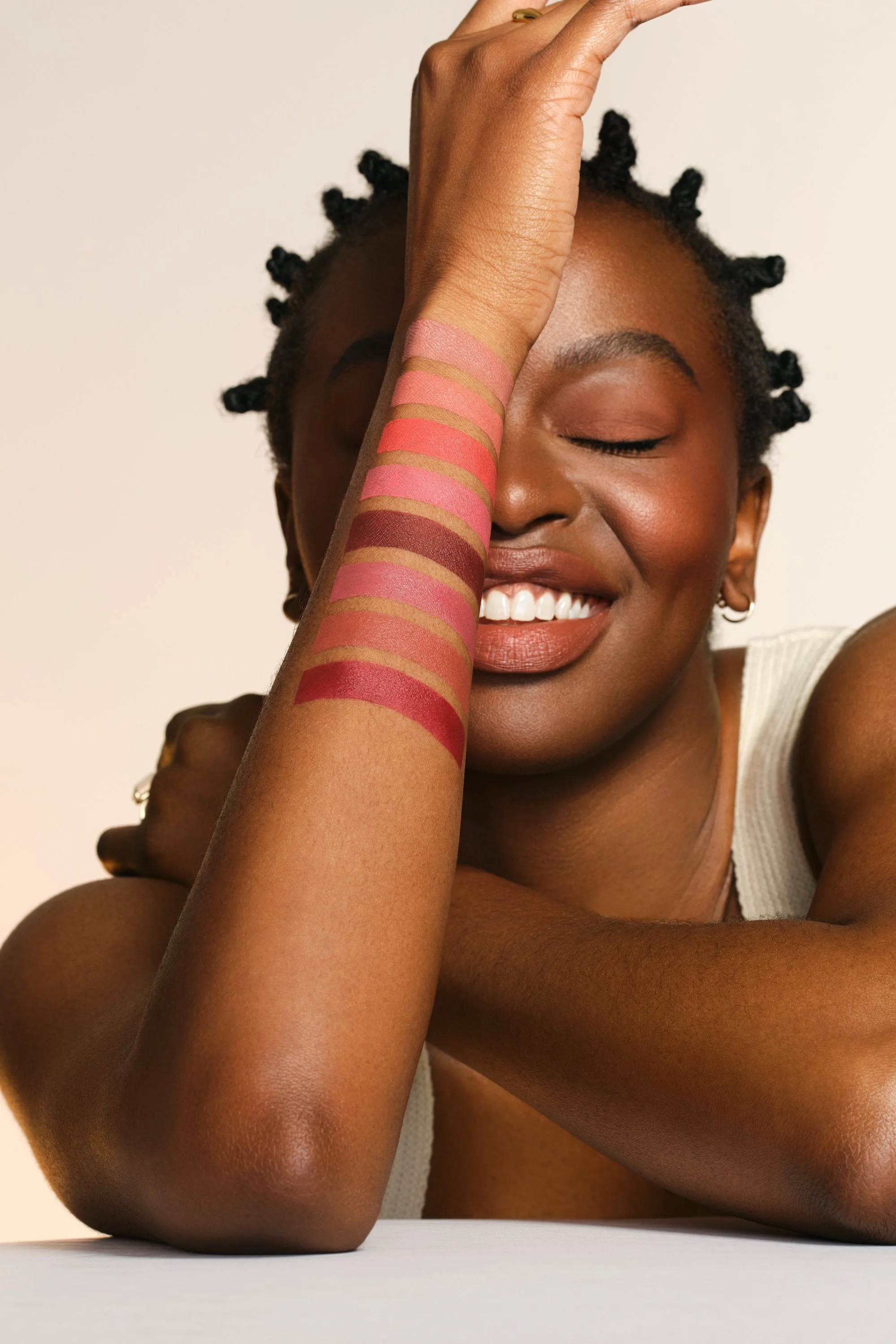 MAY21-MOB-2021 CAMPAIGN-01 Arm Swatch - Cream Blush - ZOE-1123_HR.jpg