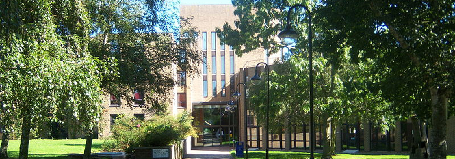 800px-Darwin_College_-_UKC.jpg