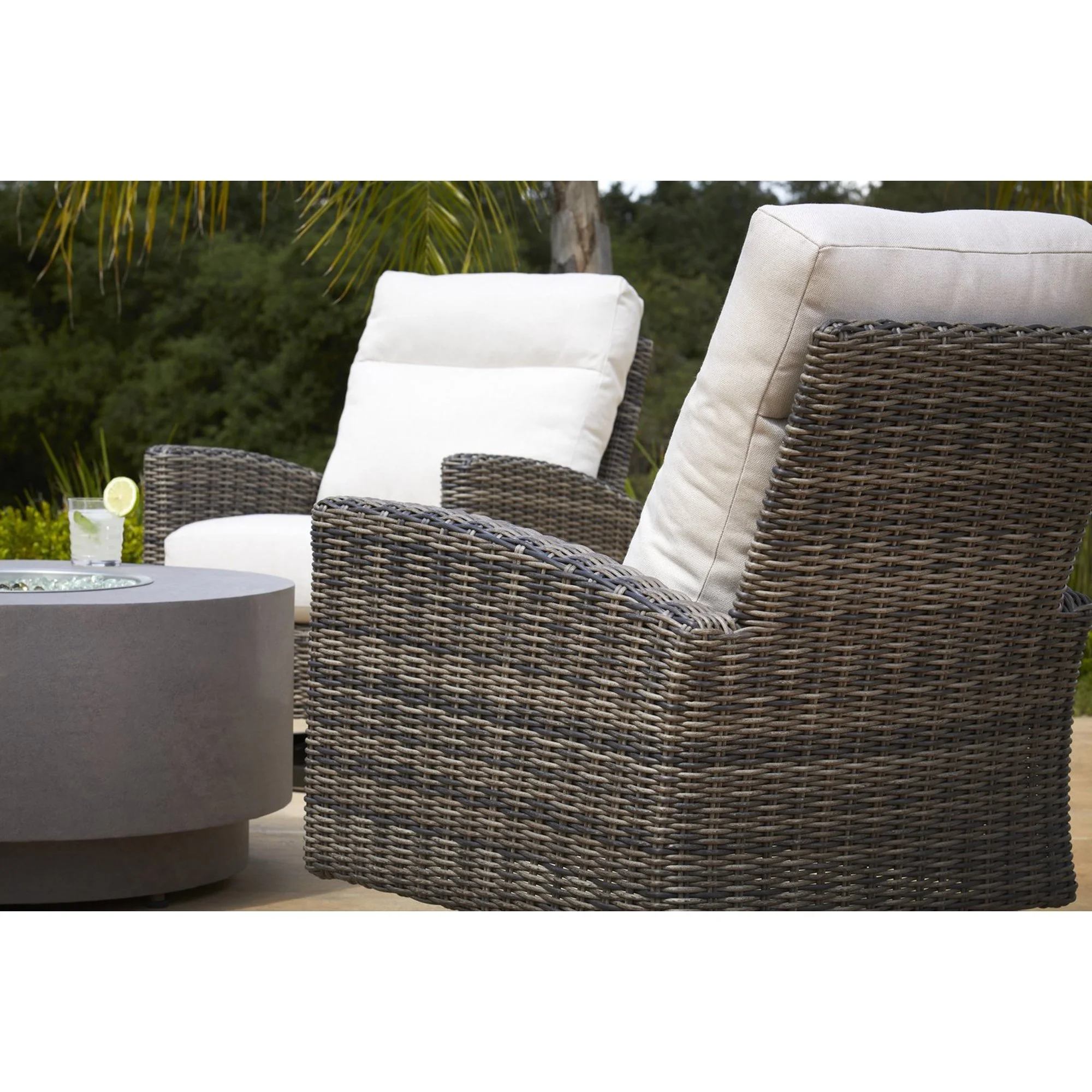 Patio-Ren-Eureka-Glam4.jpg (Copy)