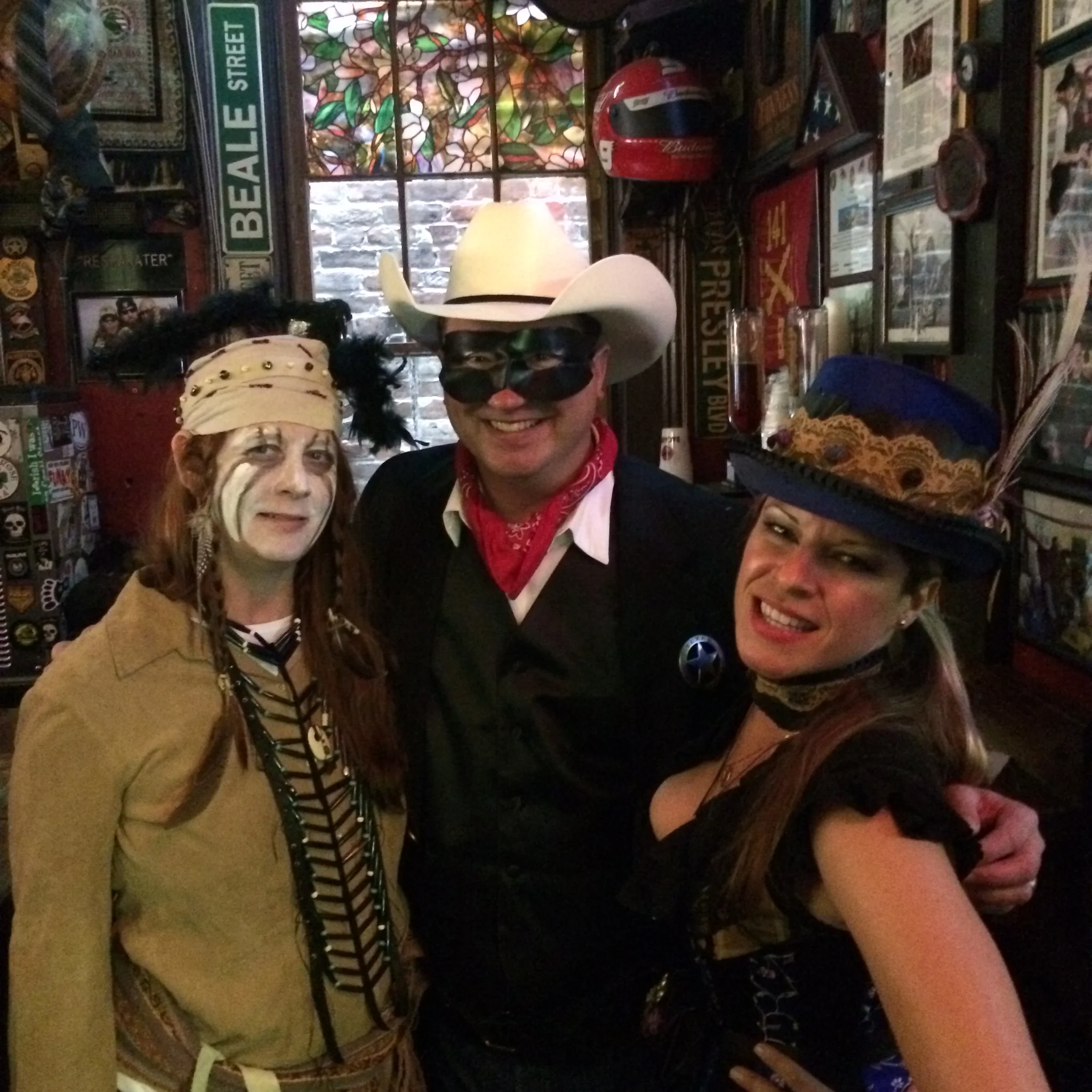 Mardi Gras Zach Lisa Angie.JPG