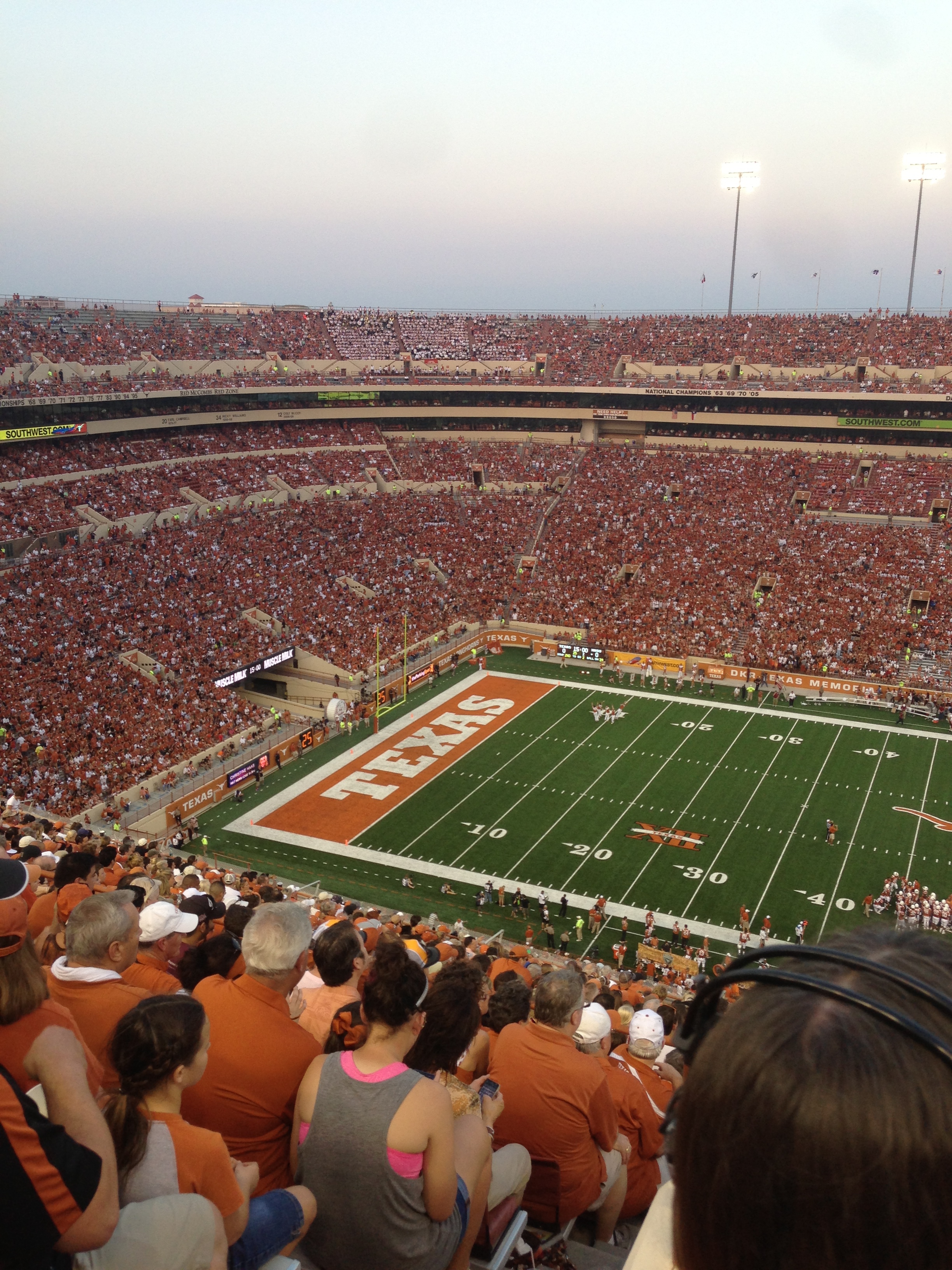 Horns up y'all. 