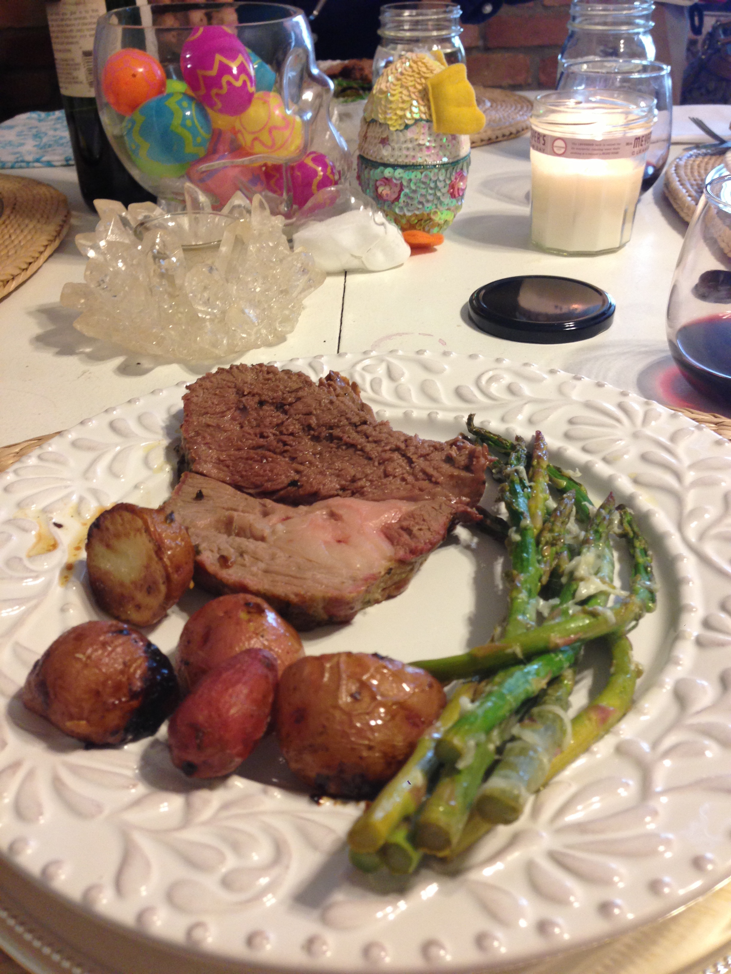 Leg O' Lamb with roasted taters and the asparagus. We started with an arugula salad with dried Montalcino Cherries and chopped almonds. 