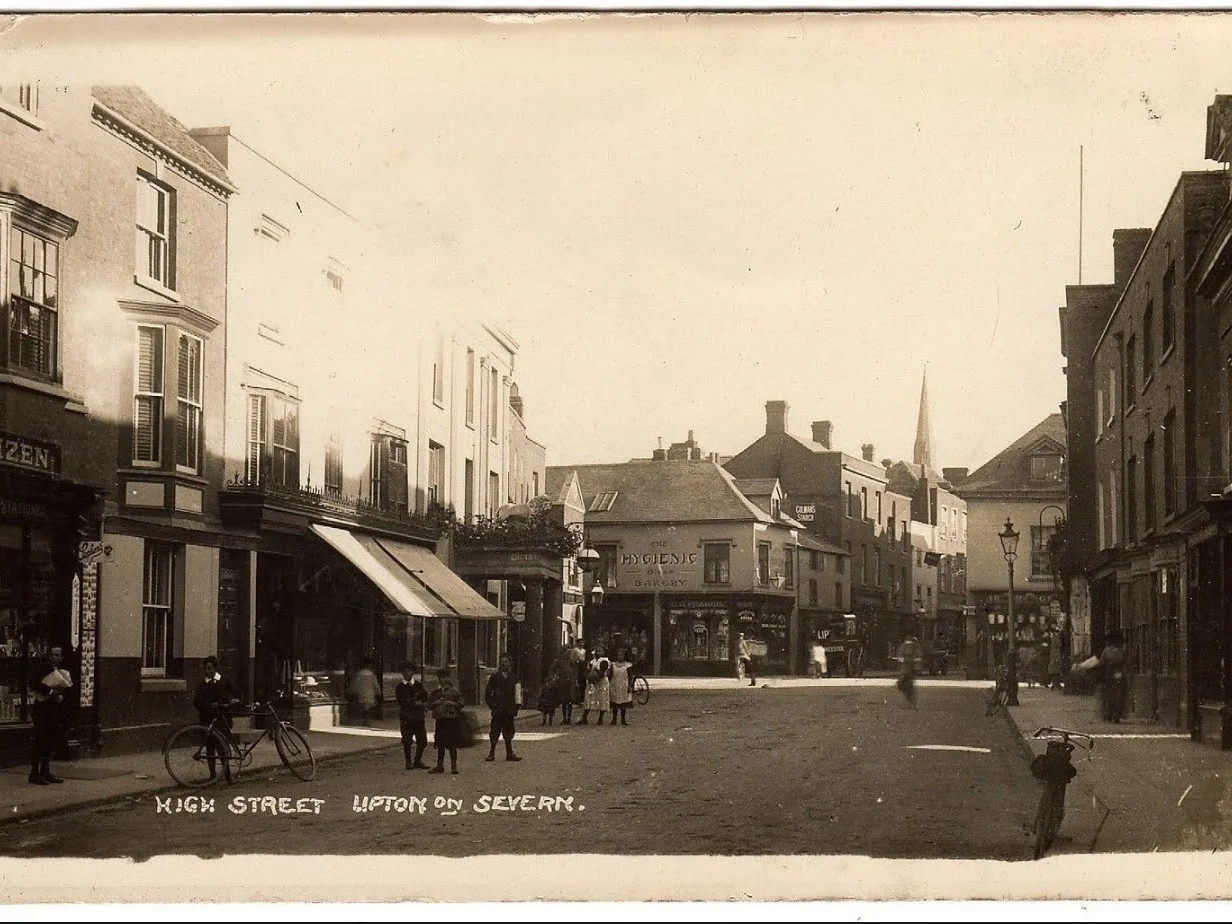 Upton Old Image.jpg