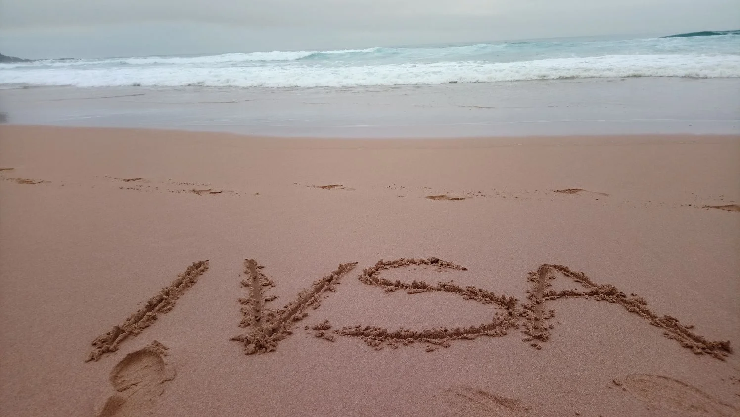 A Poor Girl's Guide to Travelling Abroad