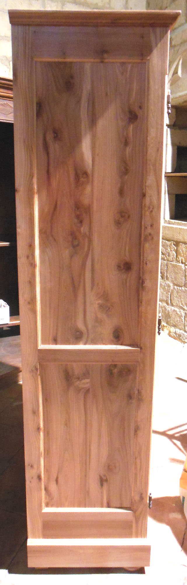 Armoire en orme (Elm)