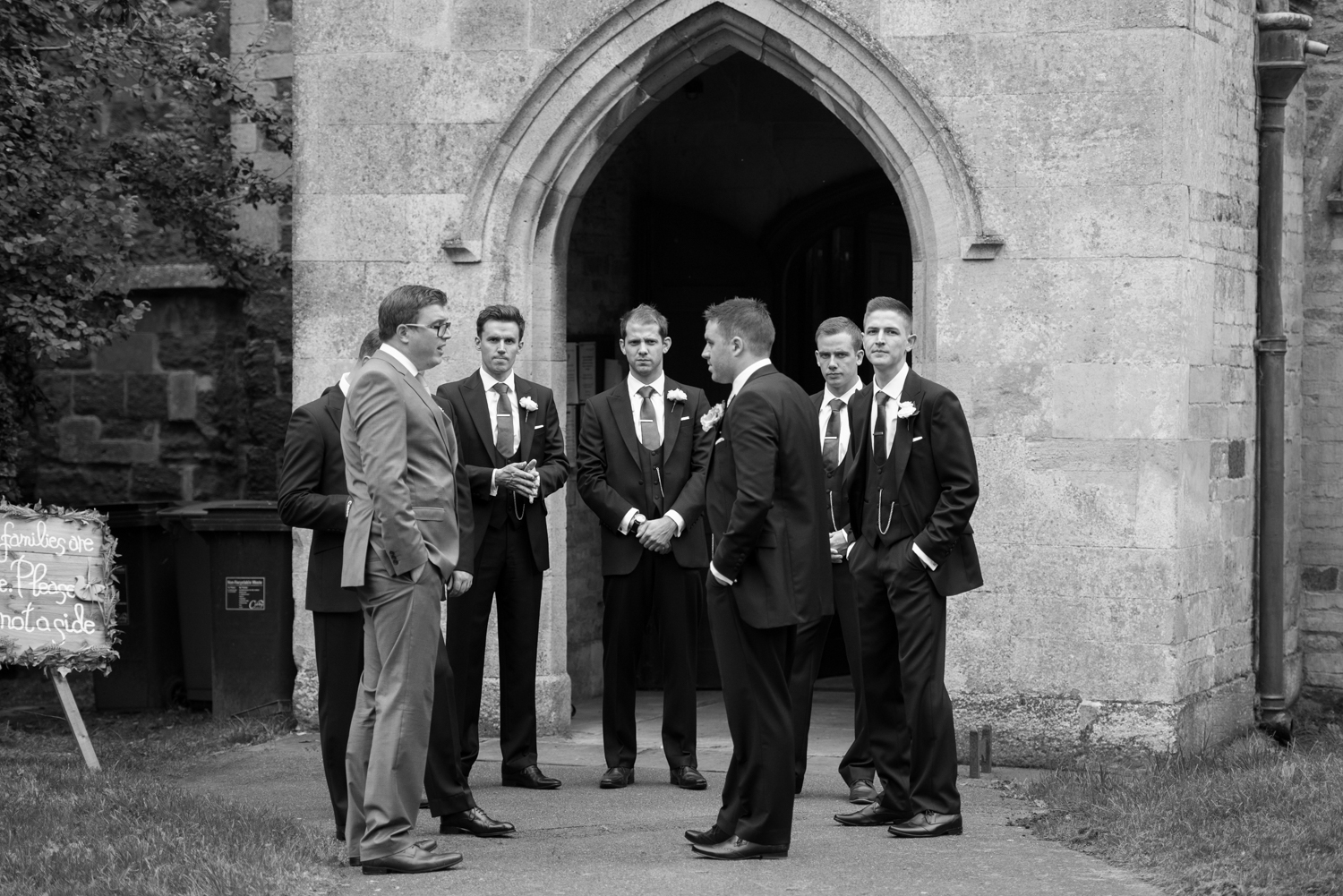 Rockingham Castle Wedding Photography-15.jpg