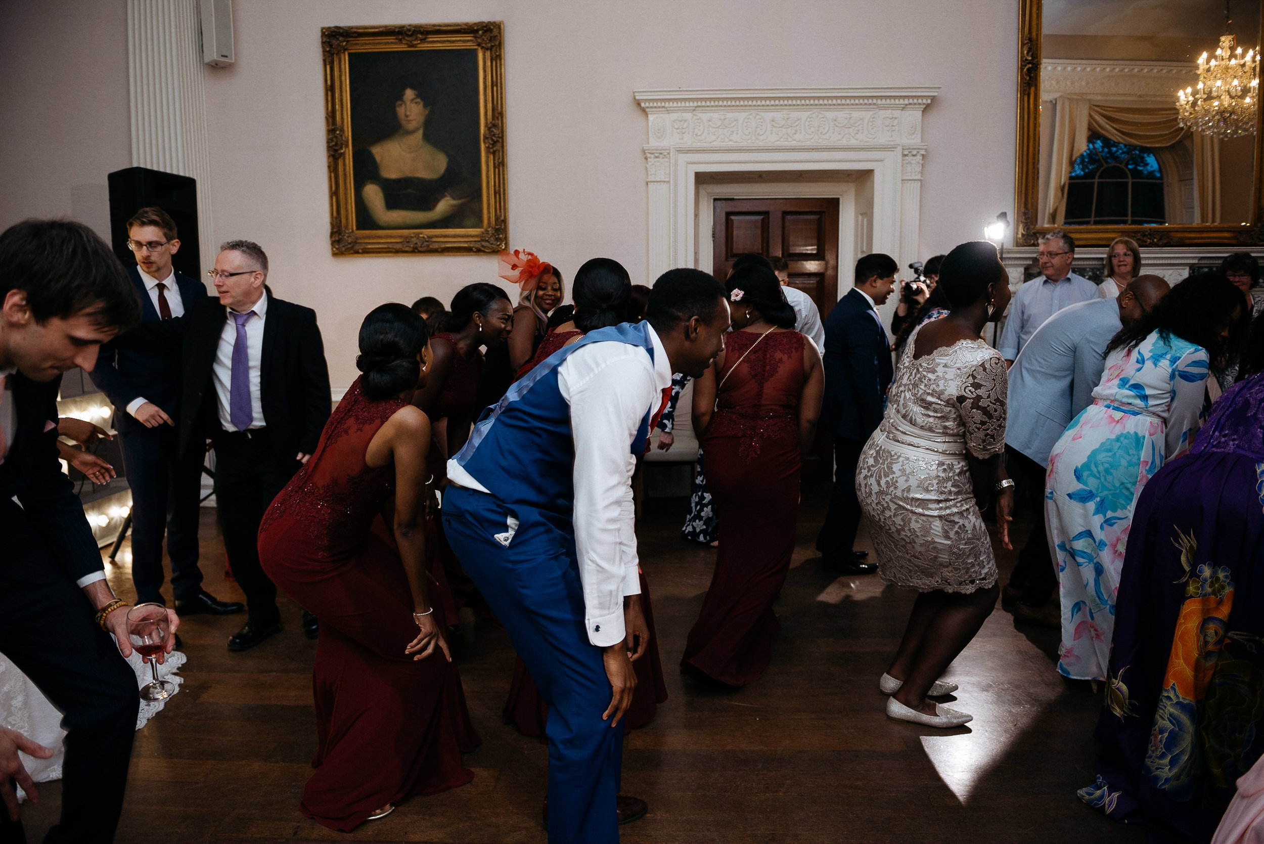 wedding guests dancing