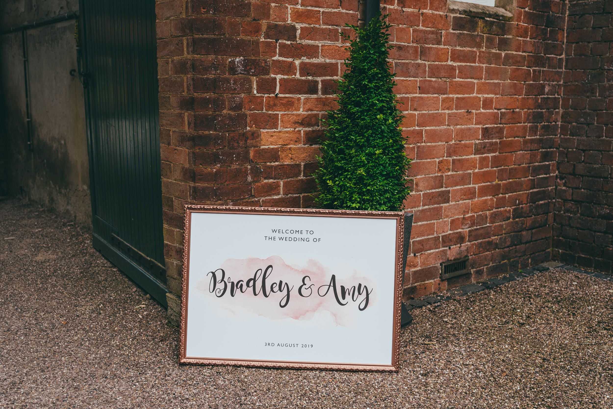 wedding day sign at yeldersley hall wedding