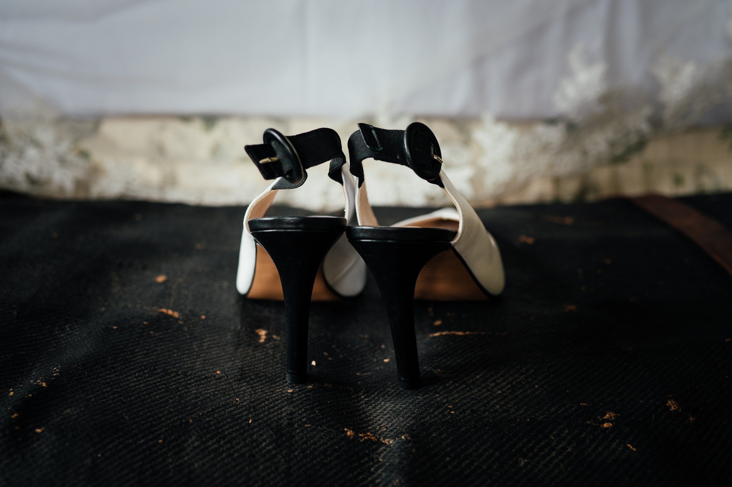 rear view of the brides wedding shoes