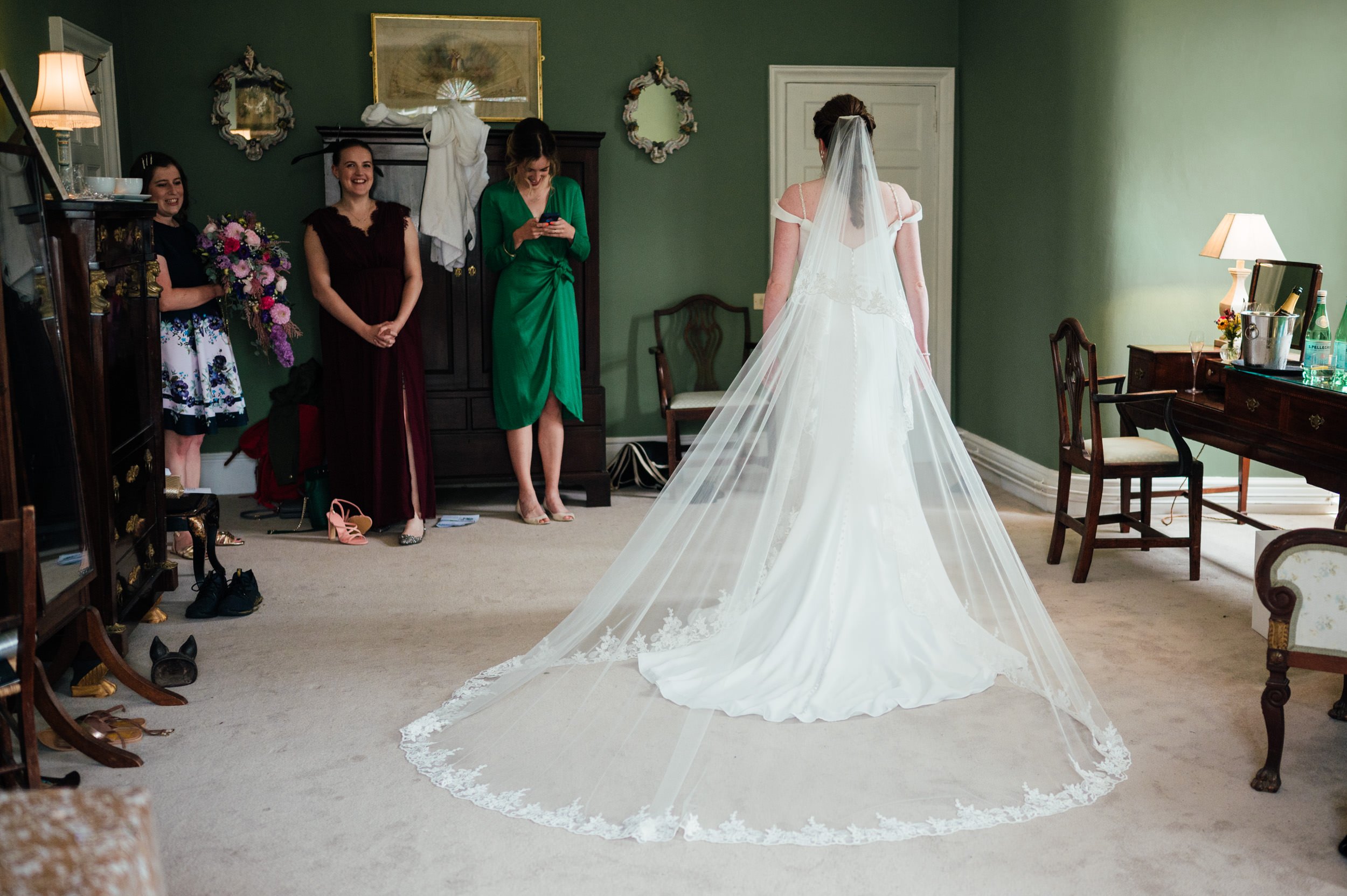 The rear view of the brides veil