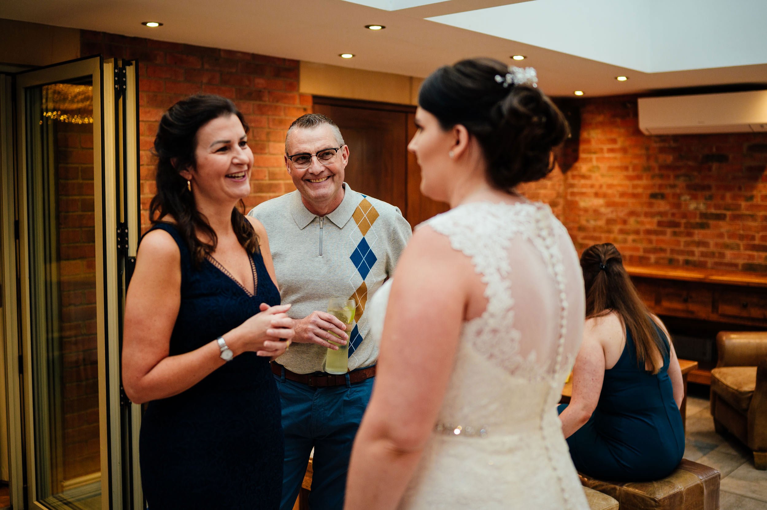 white-hart-inn-alfreton-wedding-photography-265.jpg