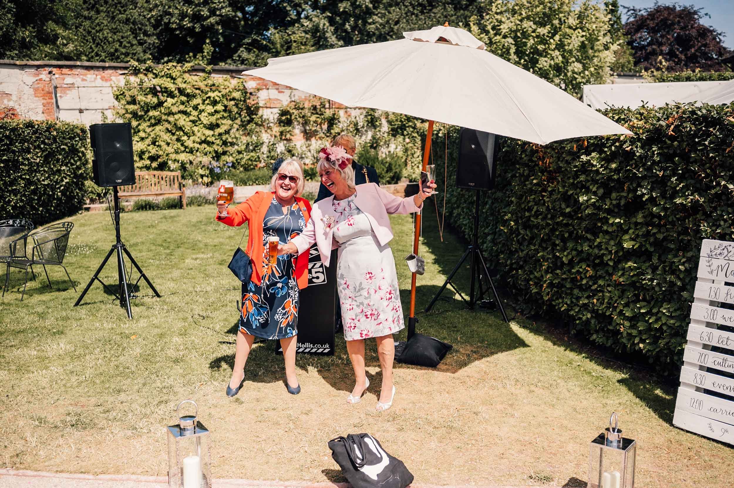 wedding guests enjoying themselves singing