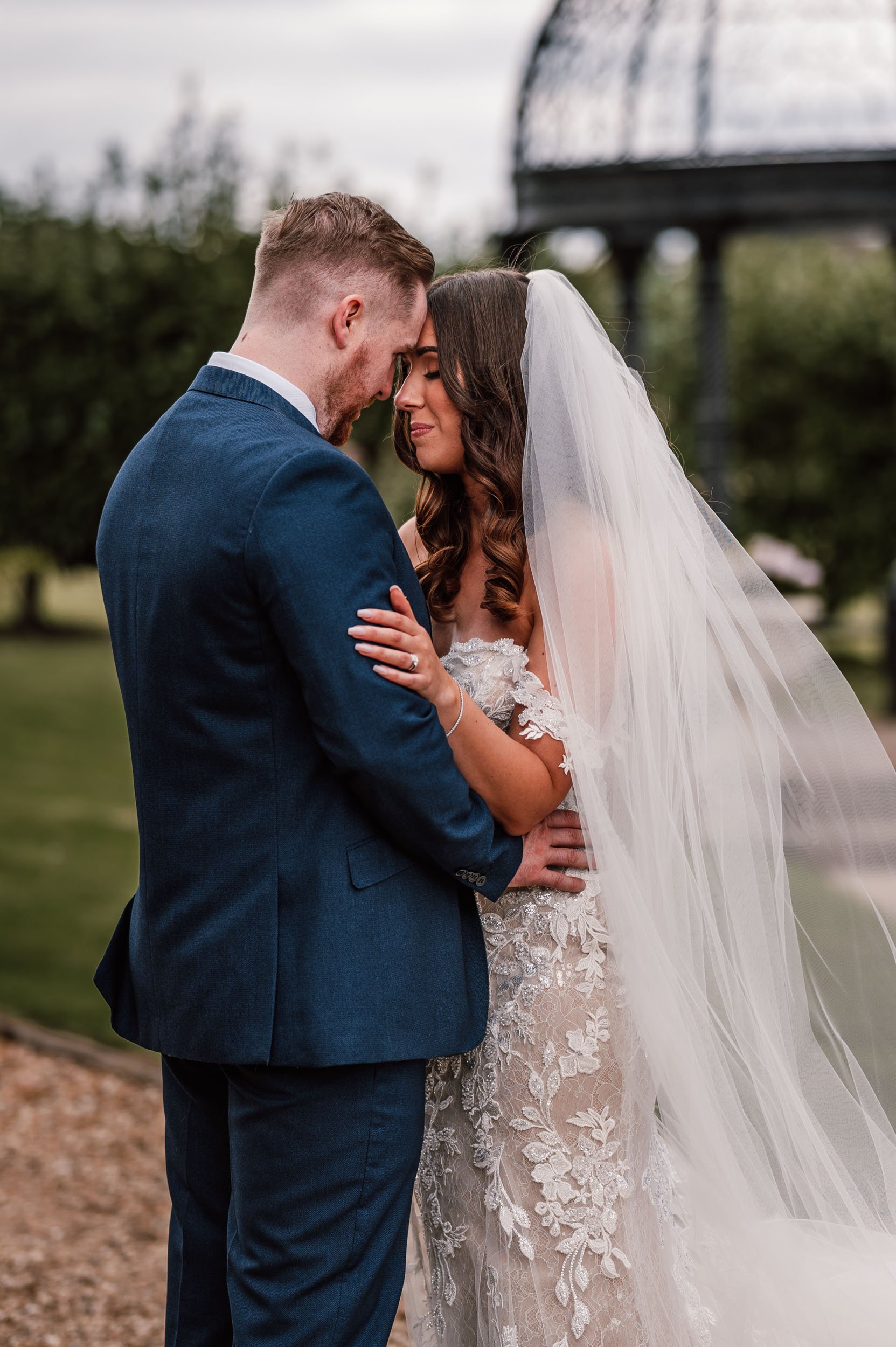 bride and grrom portrait at swancar farm