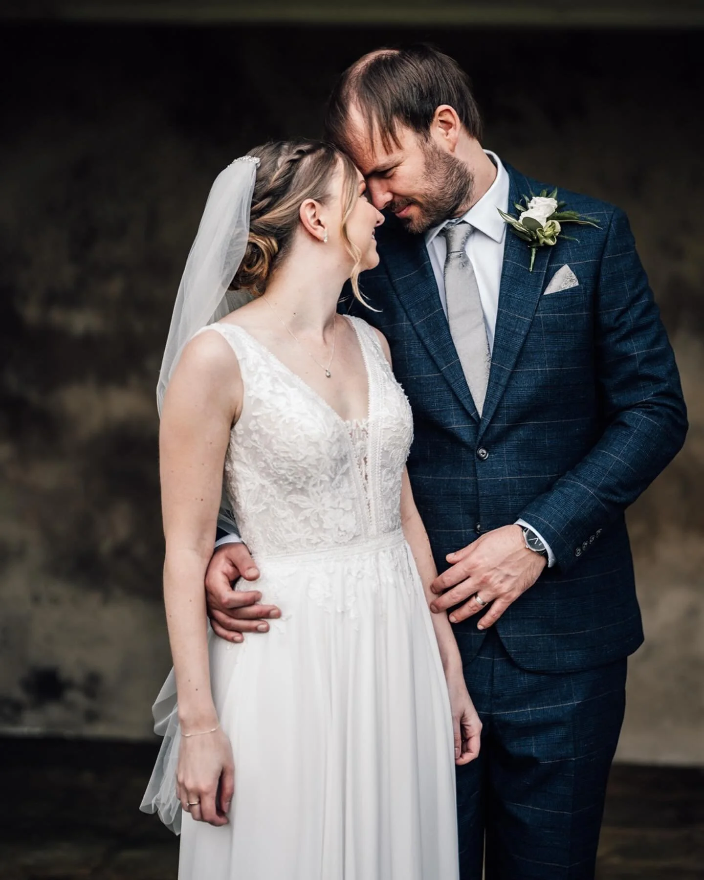 A few favourites from Phoebe &amp; Alex&rsquo;s wedding at Norwood Park. 

@norwoodng25 @phoebe.t30 

#norwoodpark #norwoodparkweddings #norwoodparkweddingphotographer #nottinghamweddingphotographer #nottinghamweddings #nottinghamweddingphotography #