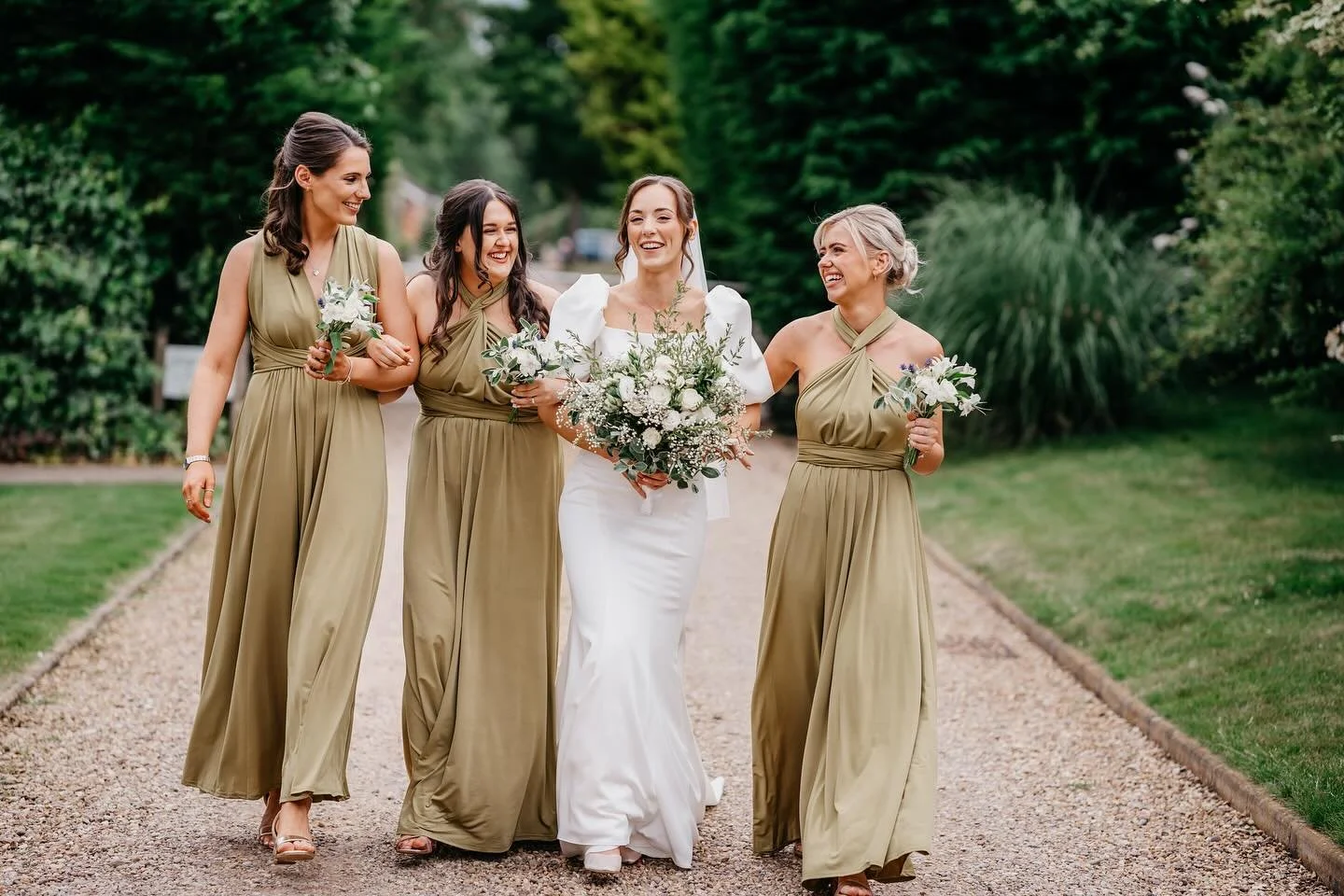 Here come the girls. Tibbie and her bridesmaids on her recent wedding day at @thecarriagehall 

#carriagehallwedding #carriagehallweddingphotographer #bridesmaidsquad #nottinghamwedding #nottinghamweddingsupplier #nottinghamweddingphotographer #bride
