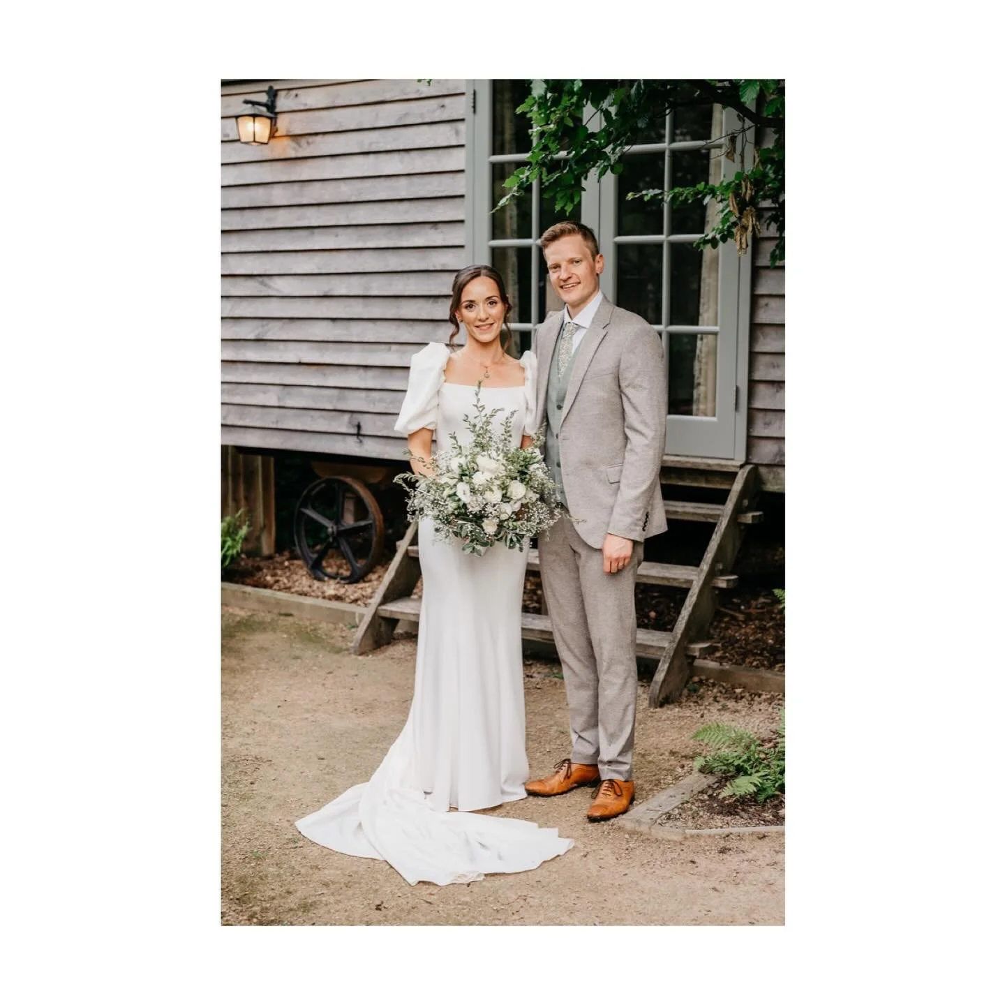 A few frames from Tibbie and Tom&rsquo;s gorgeous summer wedding @thecarriagehall 
/
#nottinghamweddings #nottinghamweddingphotographer #nottinghamphotographer #nottinghamweddingsuppliers #nottinghamweddingsuppliers #carriagehallwedding #carriagehall