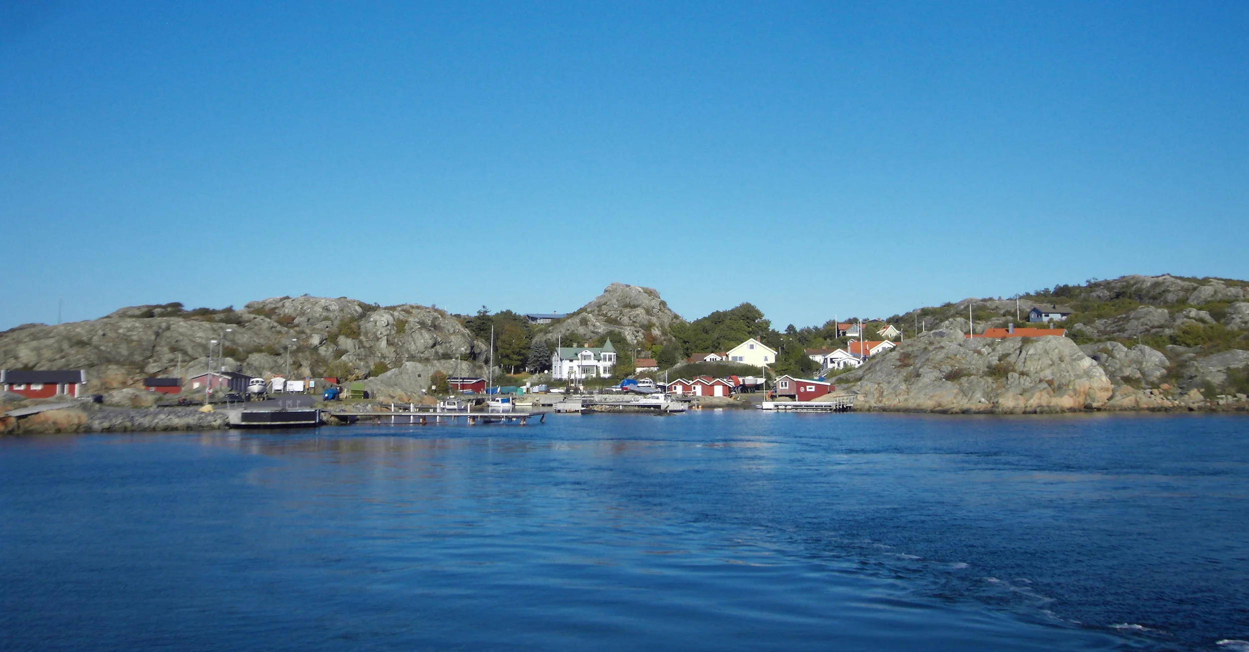 Approaching Styrsö by ferry.