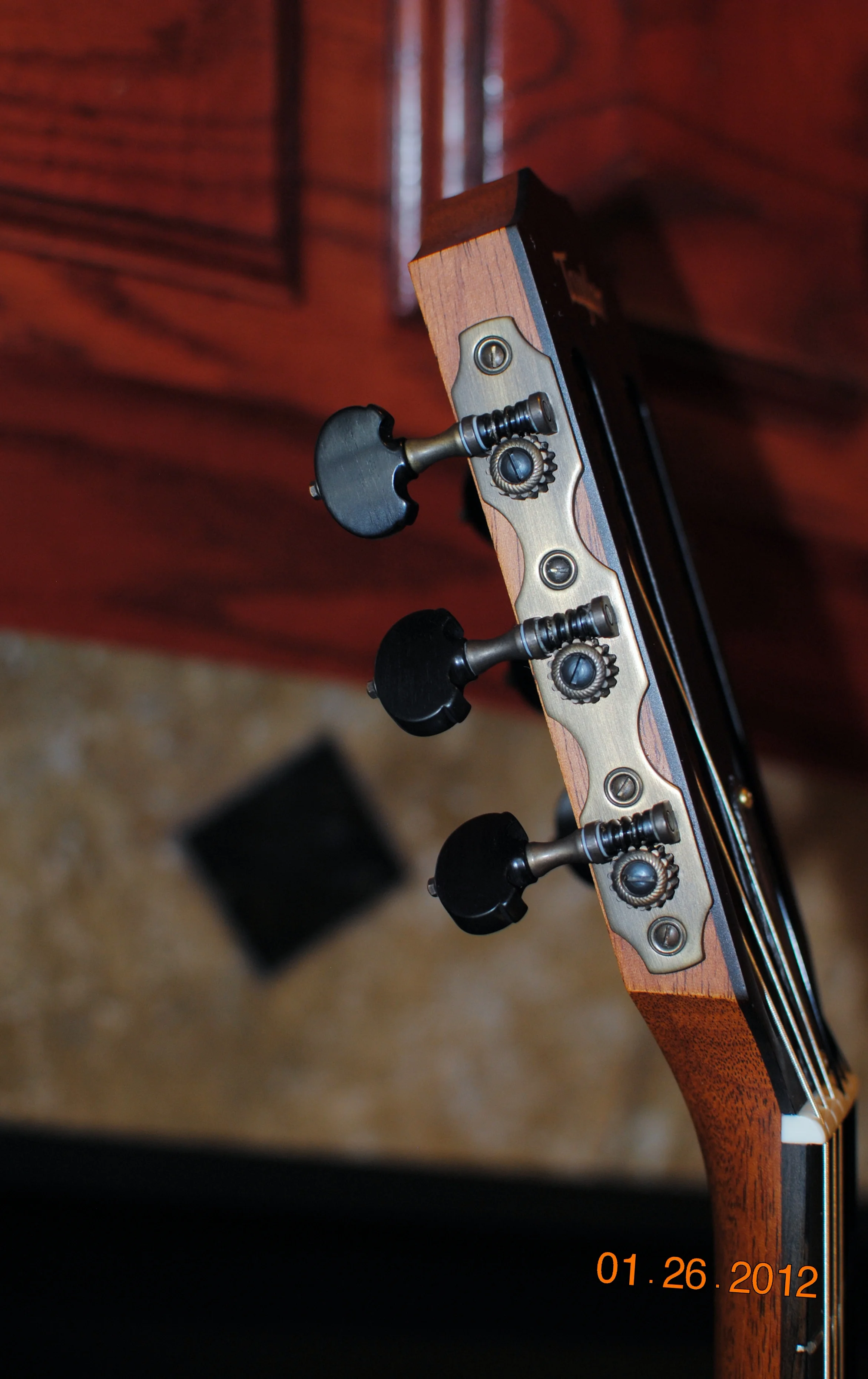 Alder Brook Dark Hauser