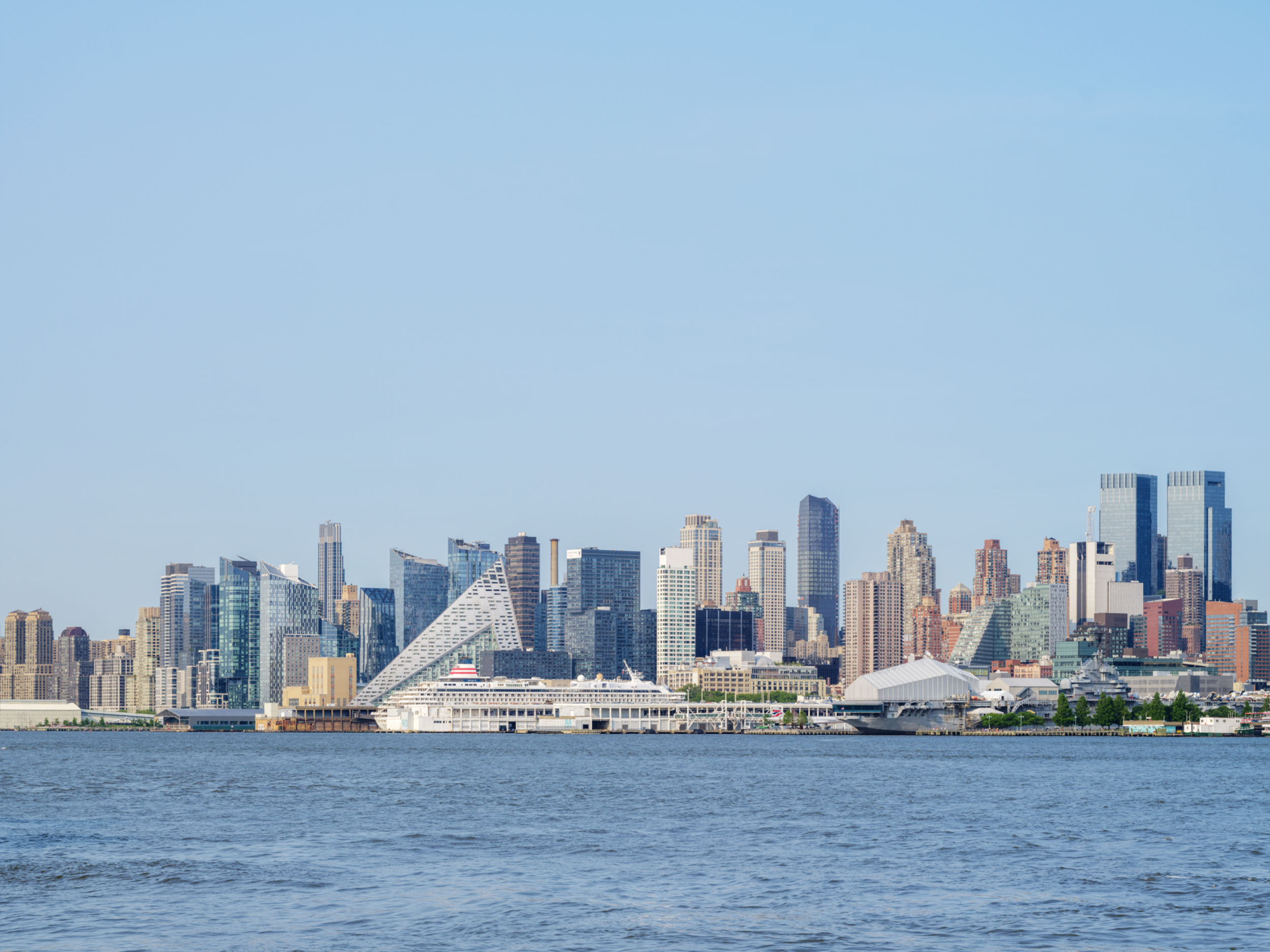 Hudson River 25 © Studio Dubuisson 04.png