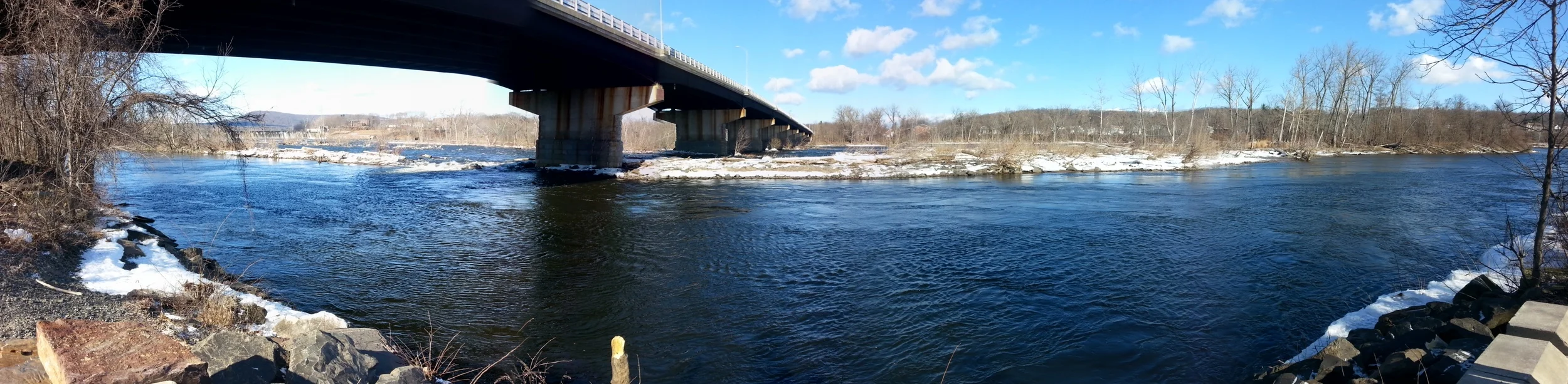 Holyoke Dam: Owned by HG&E (utility company)