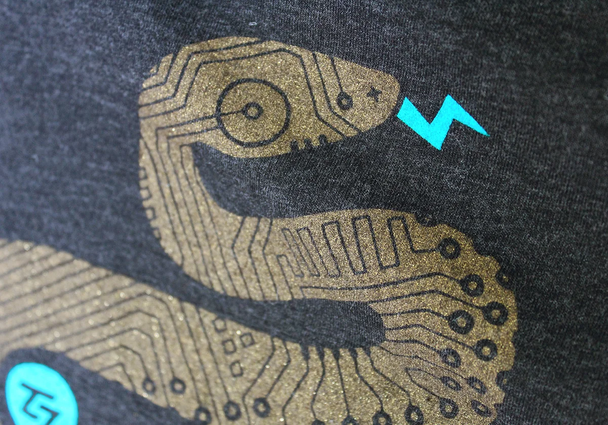 TGShirt_Snake_Detail.jpg